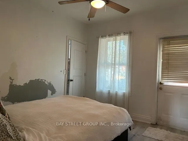 Photo 6 of Unit unit 1, 693 Woodbine Avenue, Toronto, Woodbine Corridor — HOMEH