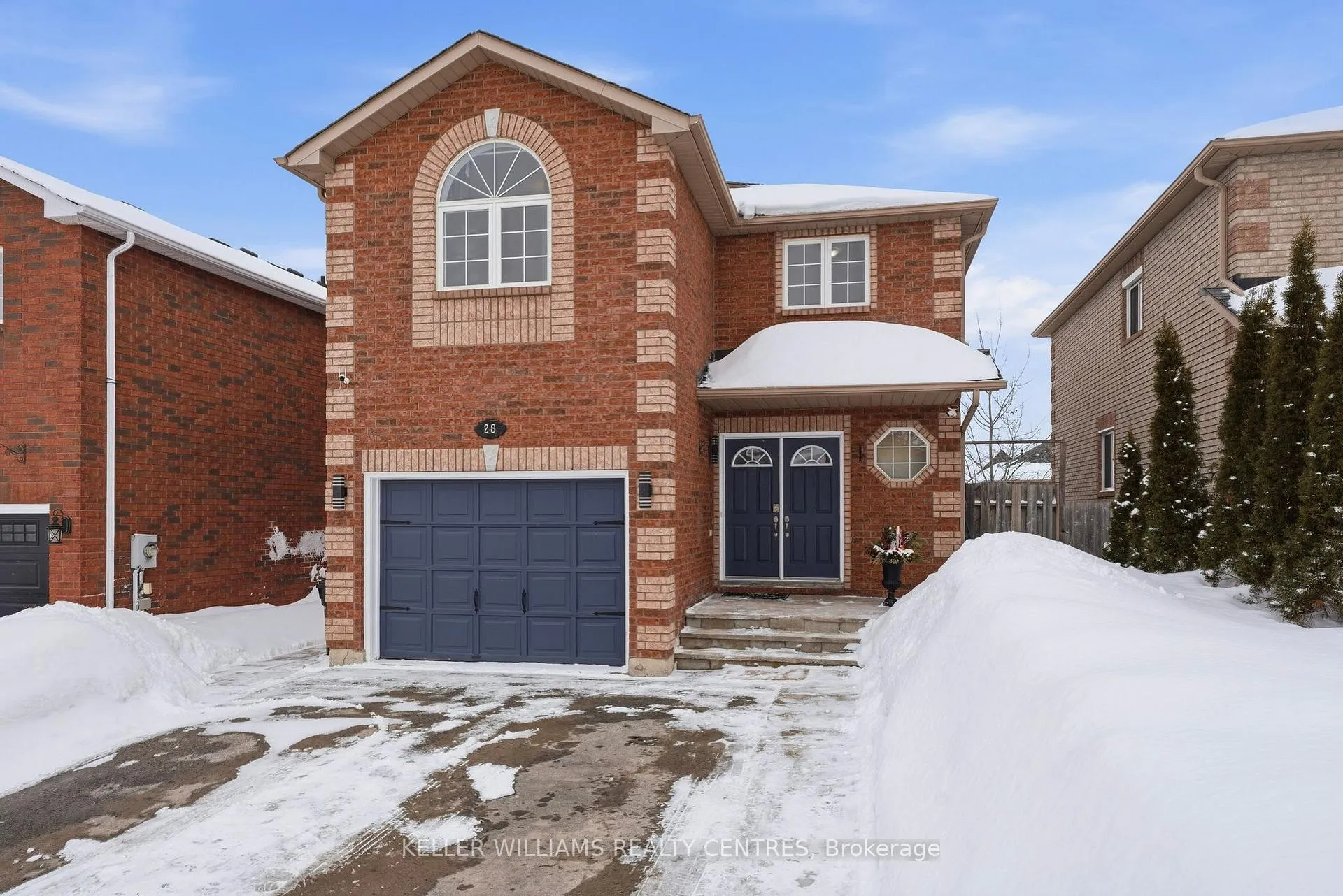 Photo 2 of 28 Glenhill Drive, Barrie, Painswick South — HOMEH