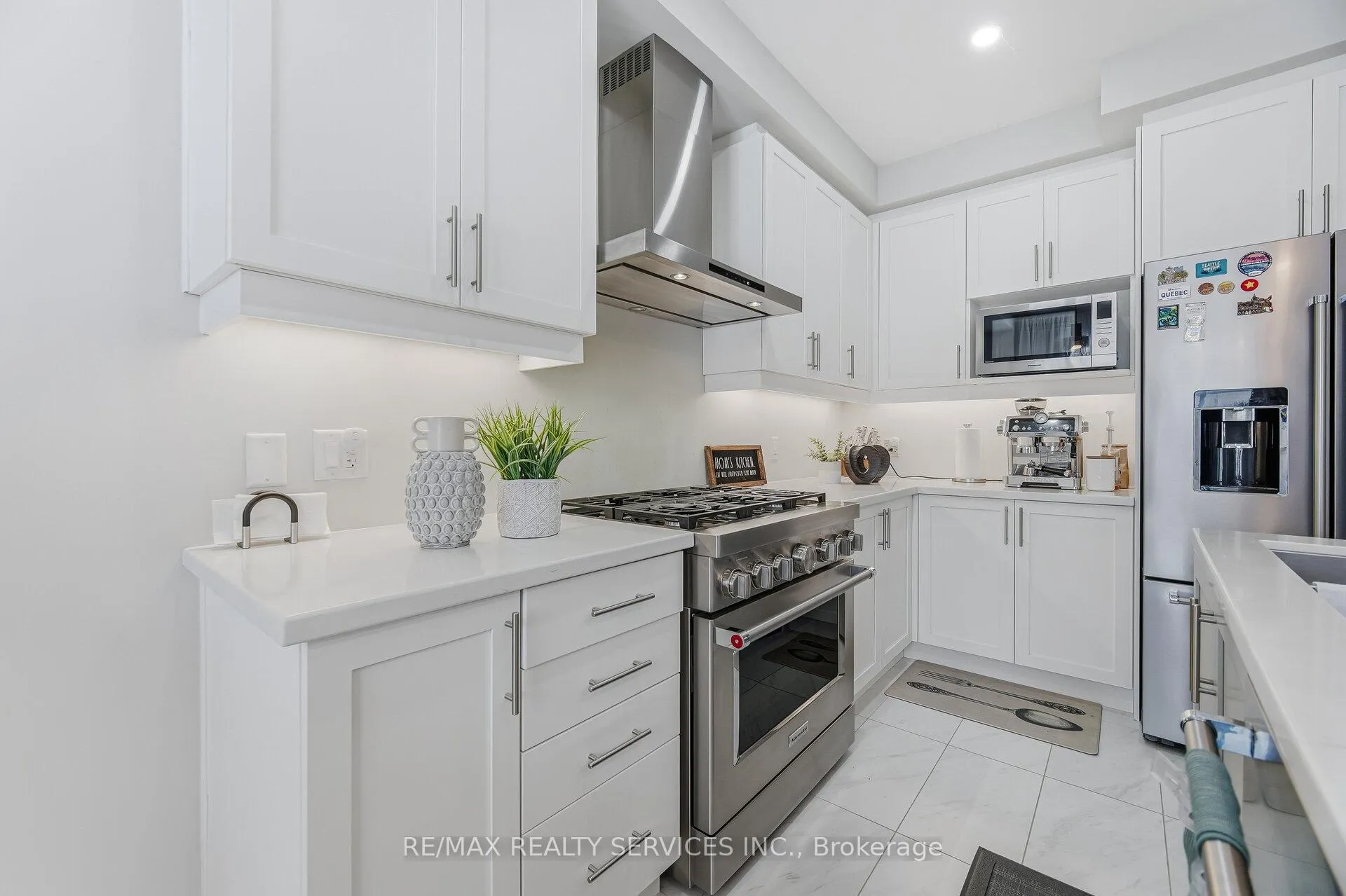 Photo 14 of 356 clockwork Drive, Brampton, Northwest Brampton — HOMEH