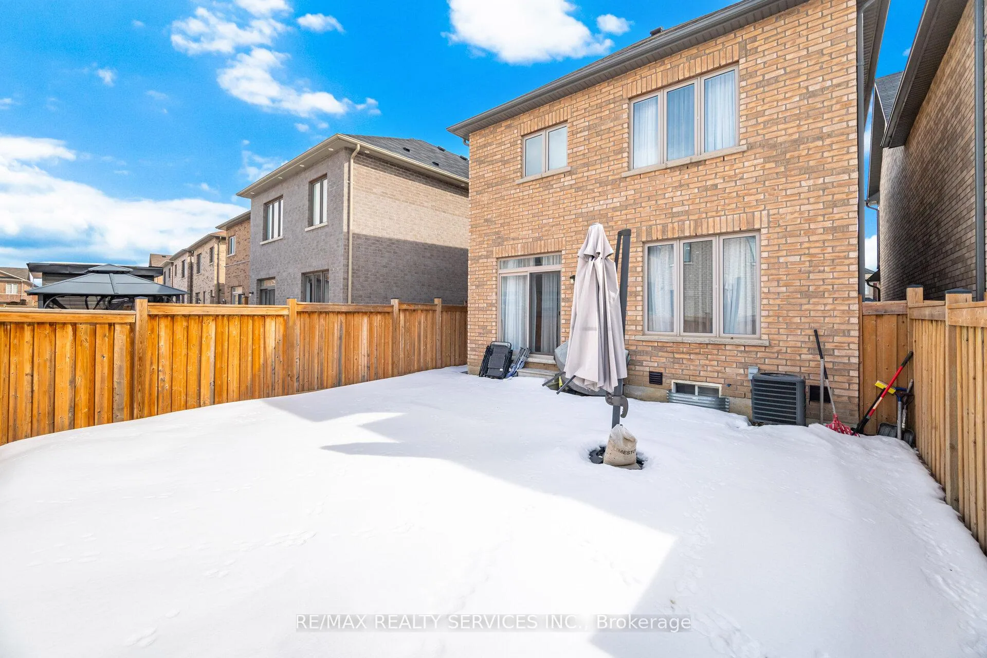 Photo 40 of 356 clockwork Drive, Brampton, Northwest Brampton — HOMEH