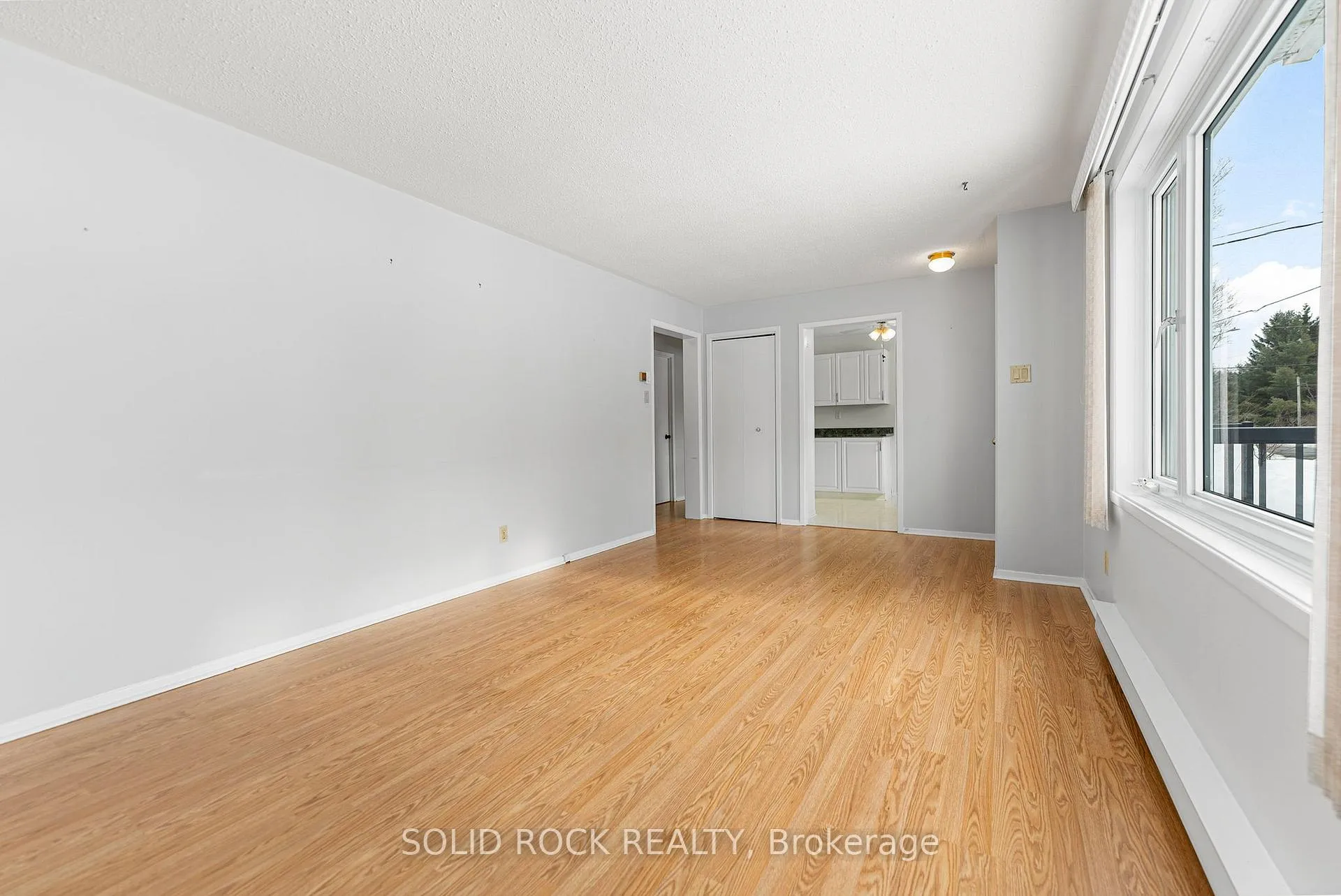 Photo 10 of 2345 Fitzroy Street, Ottawa, Fitzroy — HOMEH
