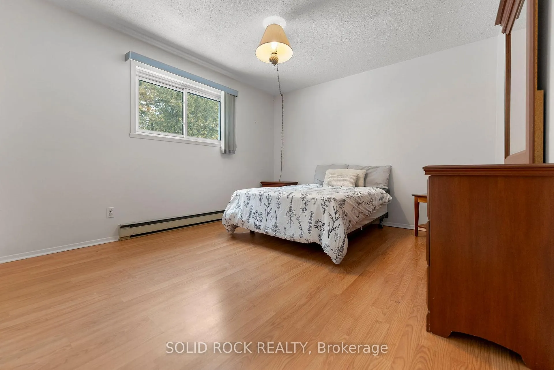 Photo 15 of 2345 Fitzroy Street, Ottawa, Fitzroy — HOMEH