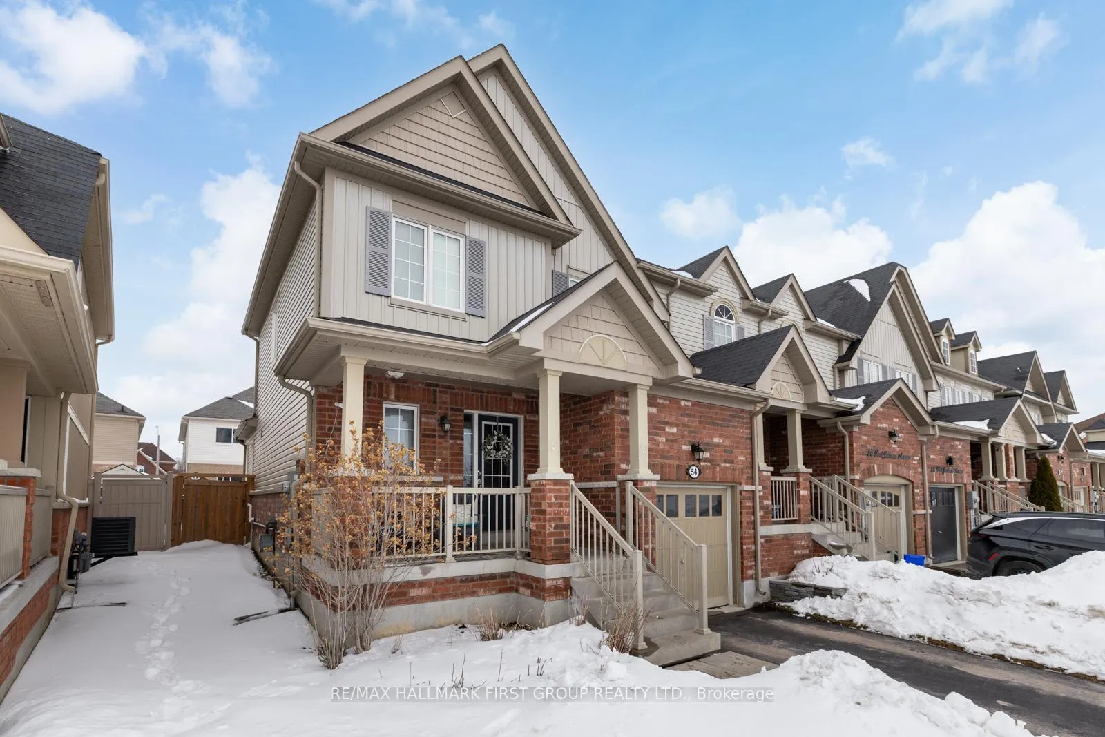 Photo 4 of 54 Fred Jackman Avenue, Clarington, Bowmanville — HOMEH
