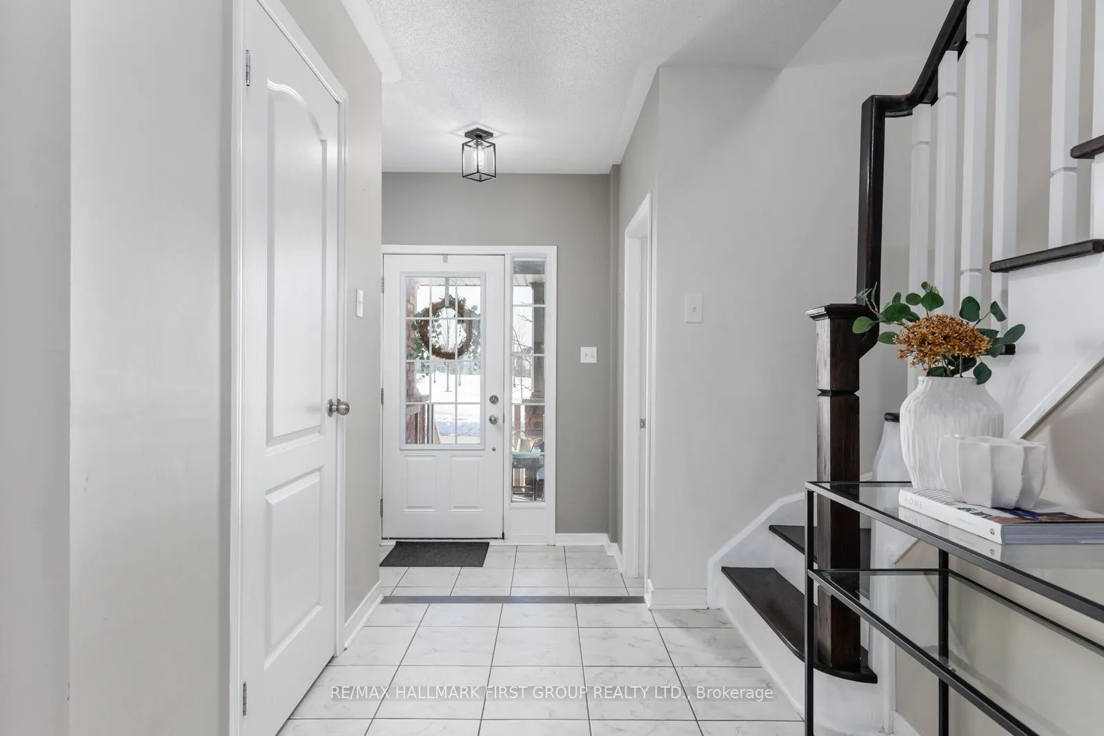 Photo 8 of 54 Fred Jackman Avenue, Clarington, Bowmanville — HOMEH