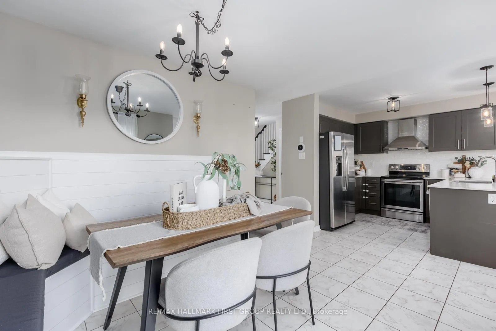 Photo 13 of 54 Fred Jackman Avenue, Clarington, Bowmanville — HOMEH
