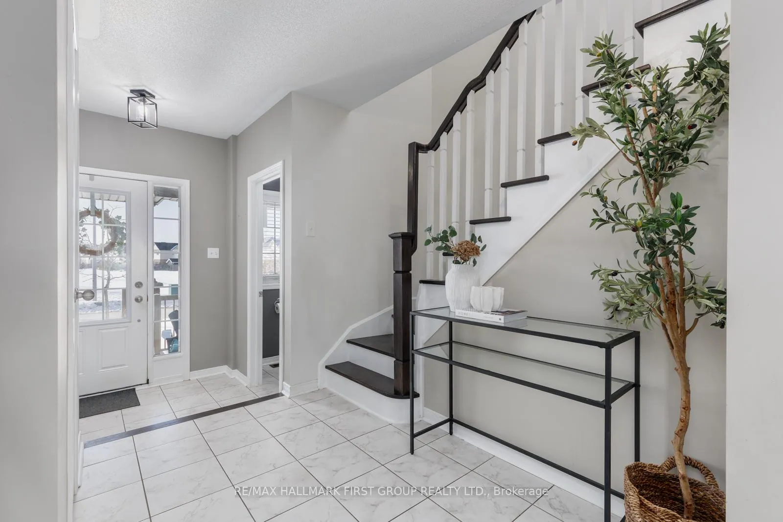 Photo 27 of 54 Fred Jackman Avenue, Clarington, Bowmanville — HOMEH