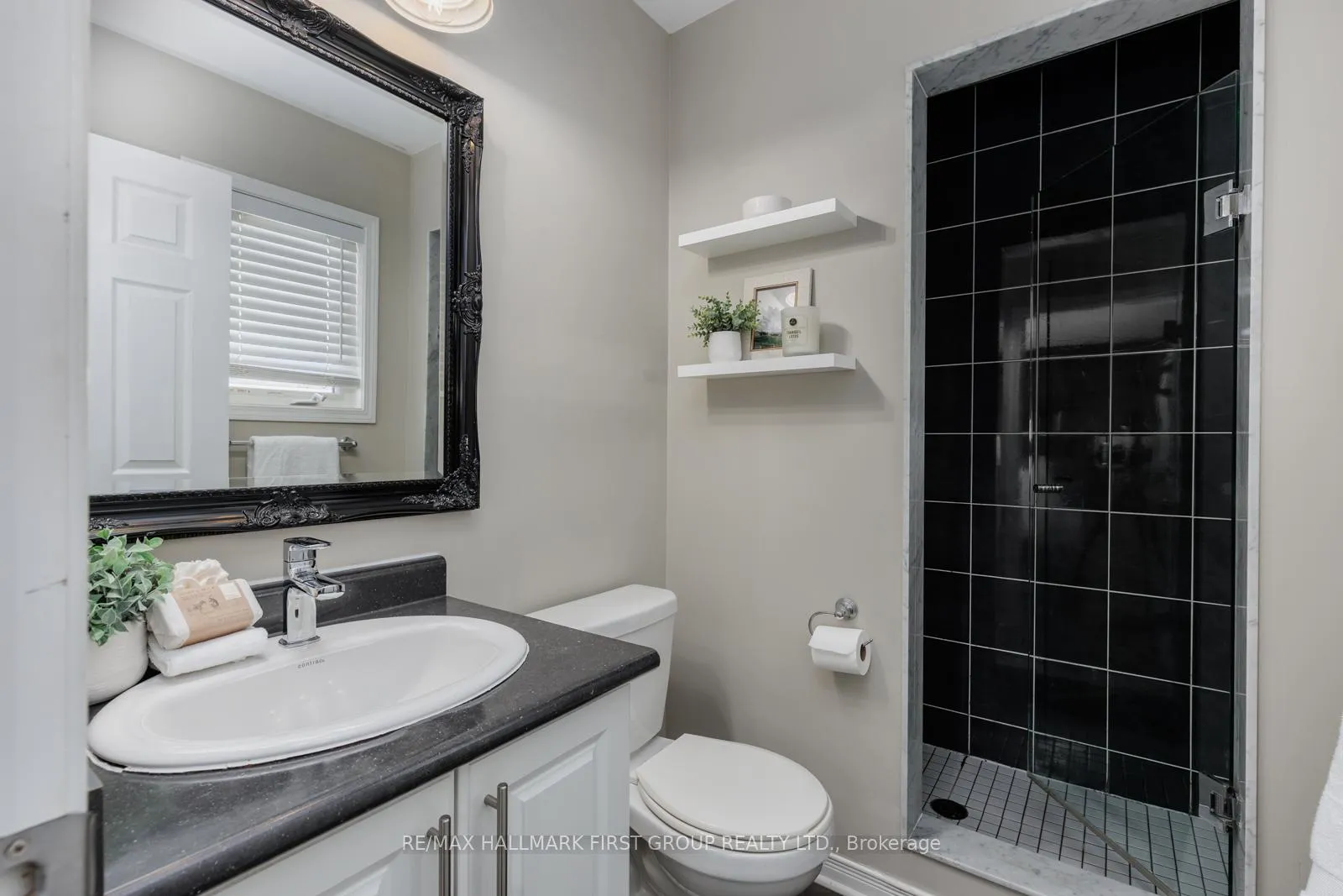 Photo 32 of 54 Fred Jackman Avenue, Clarington, Bowmanville — HOMEH