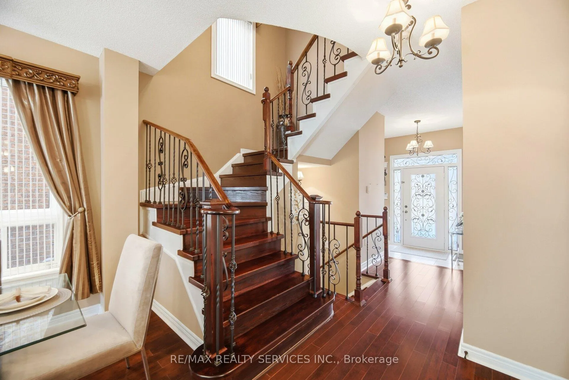 Photo 22 of 10 Goldnugget Road, Brampton, Bram West — HOMEH