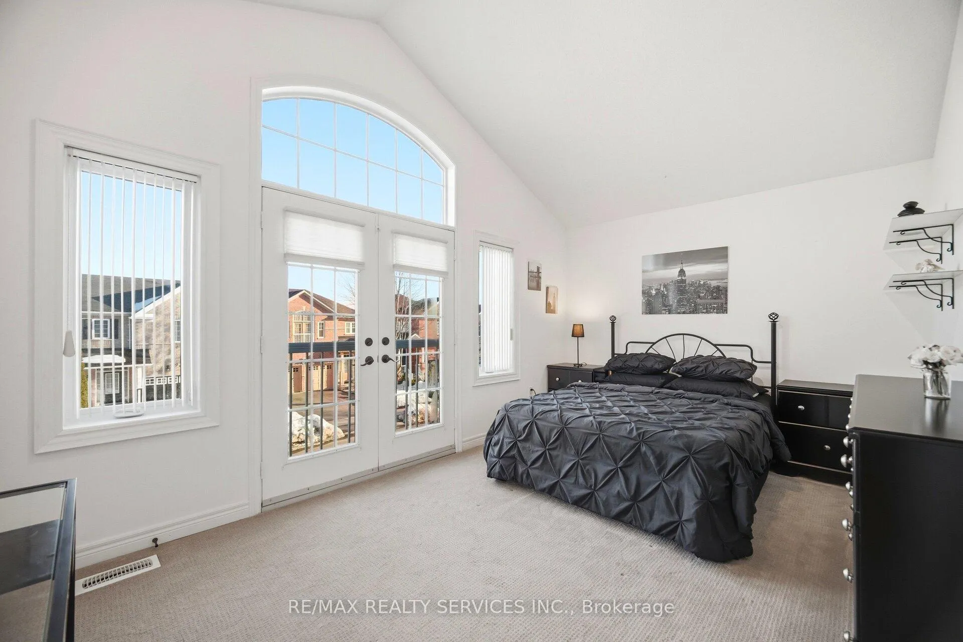 Photo 28 of 10 Goldnugget Road, Brampton, Bram West — HOMEH
