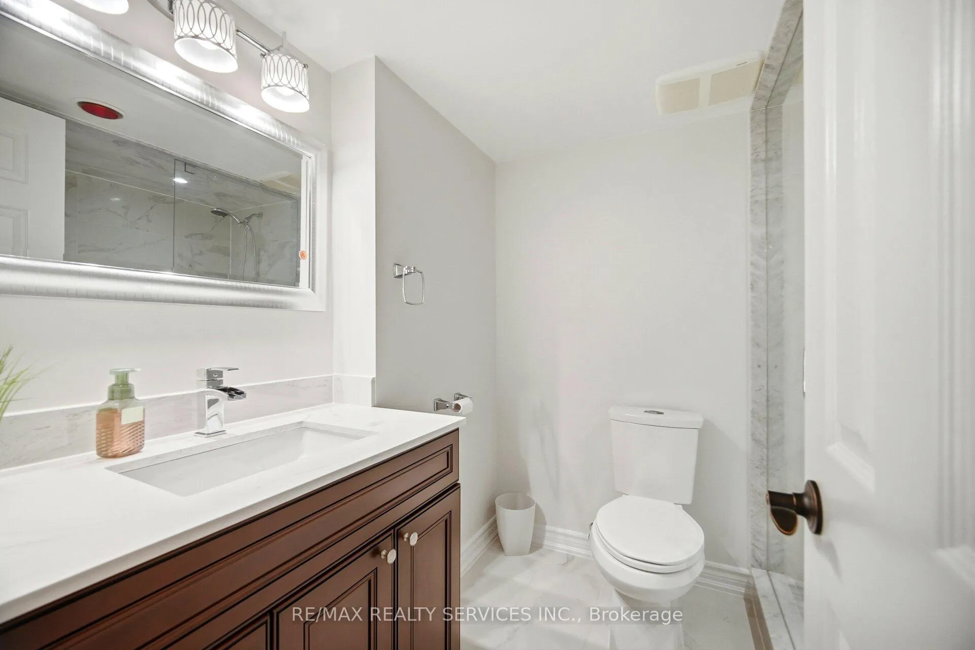 Photo 47 of 10 Goldnugget Road, Brampton, Bram West — HOMEH