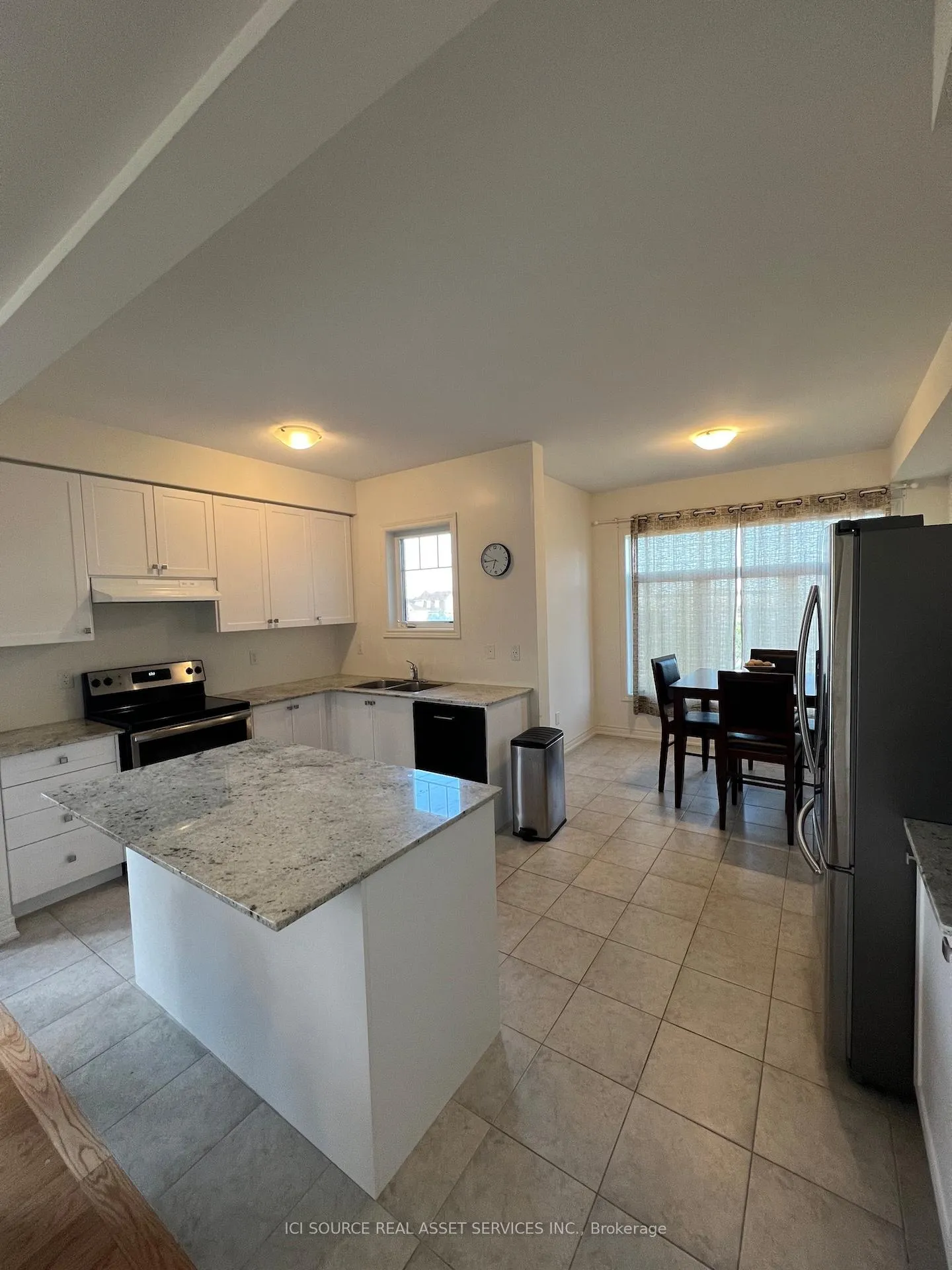Photo 6 of 3836 Tufgar Crescent, Burlington, Alton — HOMEH