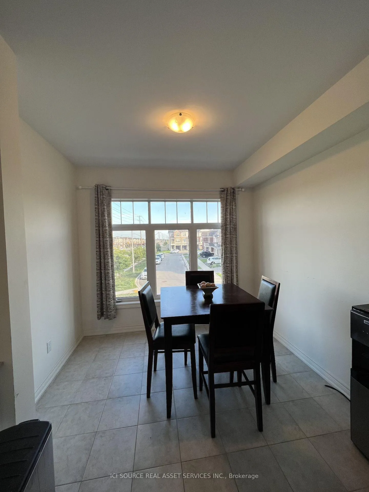 Photo 7 of 3836 Tufgar Crescent, Burlington, Alton — HOMEH