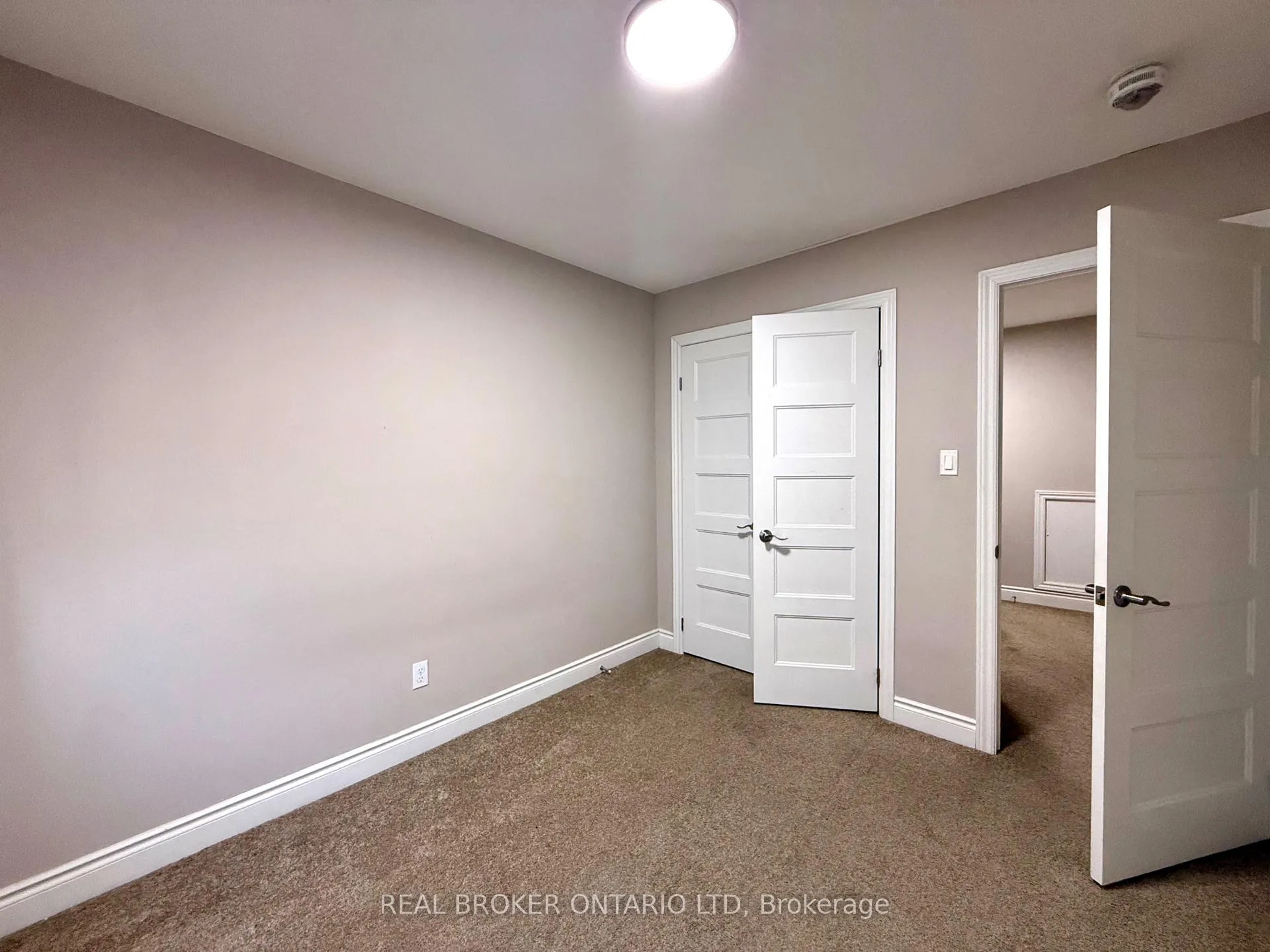 Photo 14 of 8 Alexander Circle, Strathroy-Caradoc, SE — HOMEH