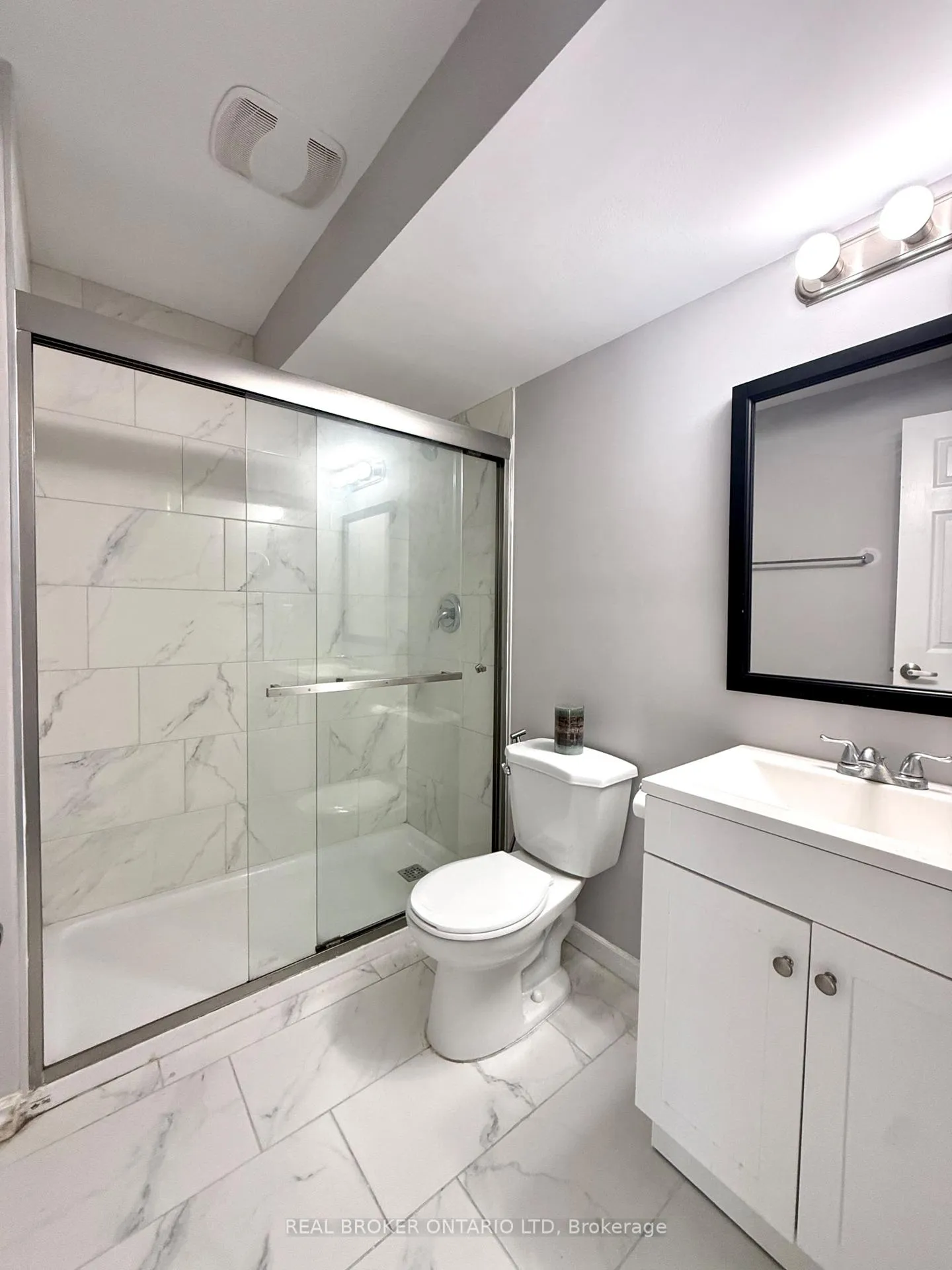 Photo 19 of 8 Alexander Circle, Strathroy-Caradoc, SE — HOMEH