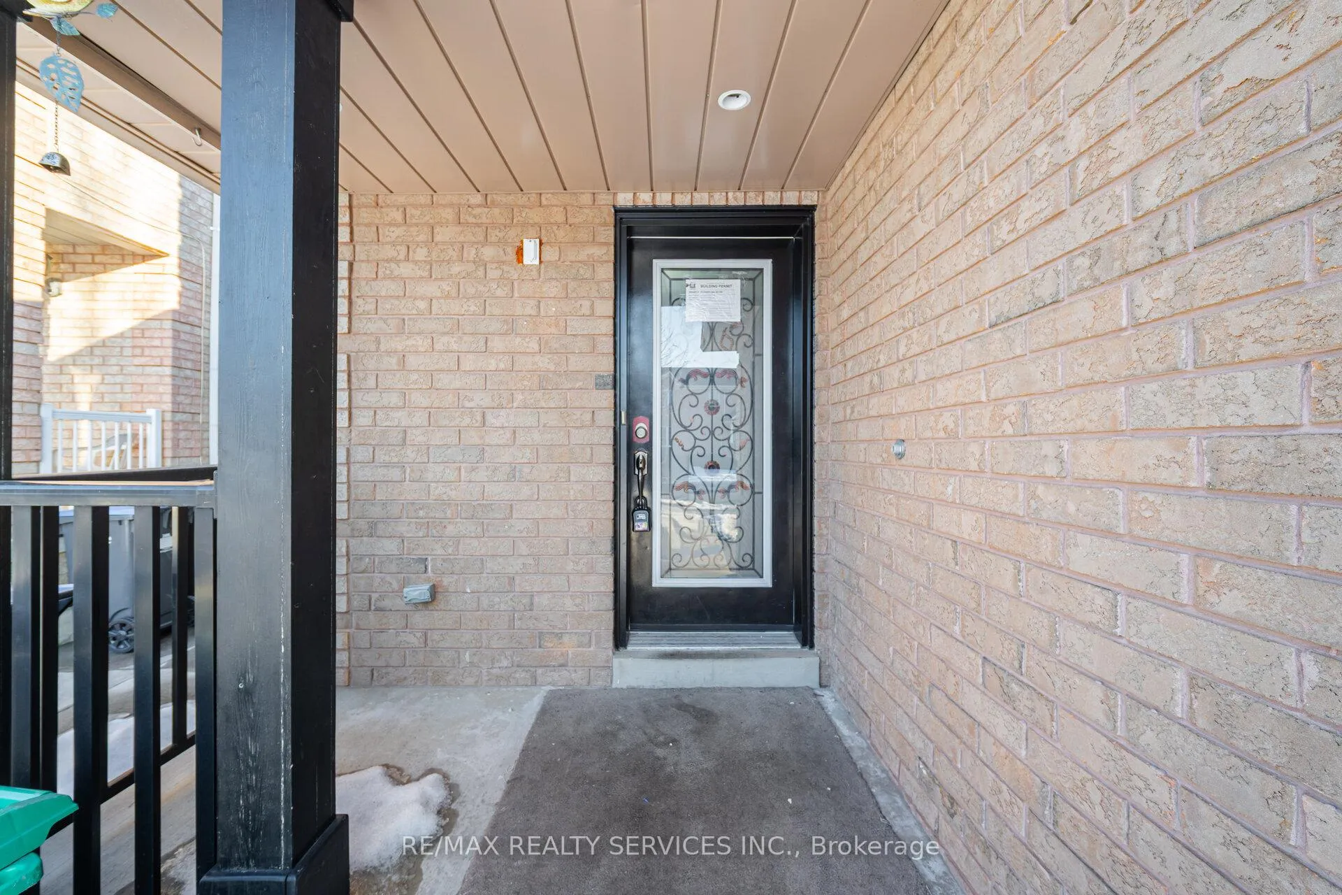 Photo 3 of 122 Twin Pines Crescent, Brampton, Northwest Sandalwood Parkway — HOMEH