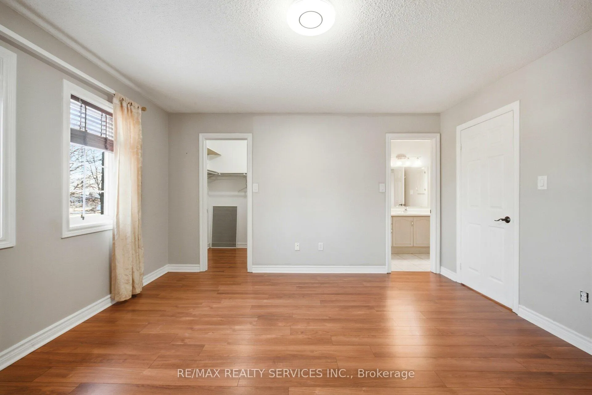 Photo 26 of 122 Twin Pines Crescent, Brampton, Northwest Sandalwood Parkway — HOMEH