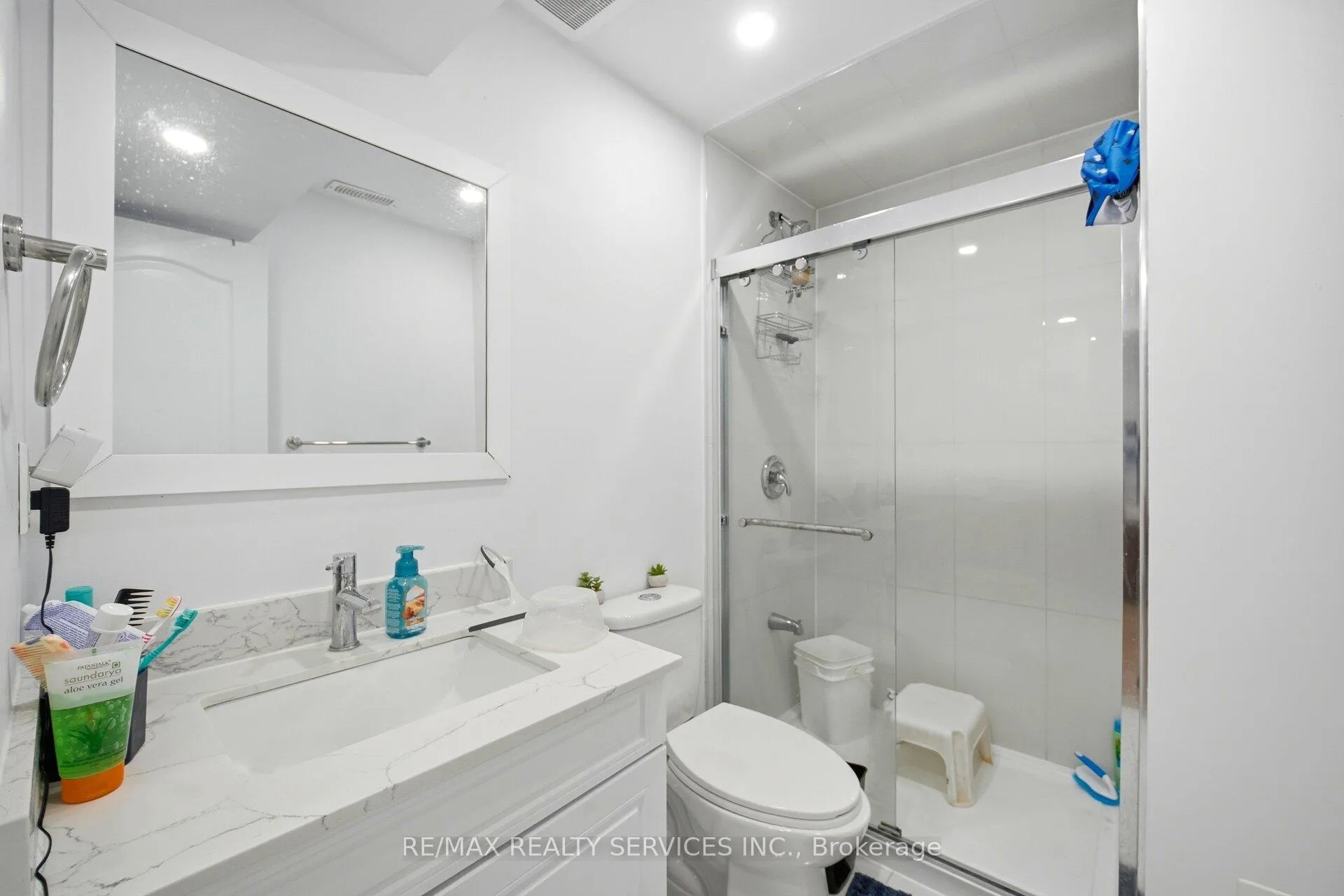 Photo 40 of 122 Twin Pines Crescent, Brampton, Northwest Sandalwood Parkway — HOMEH