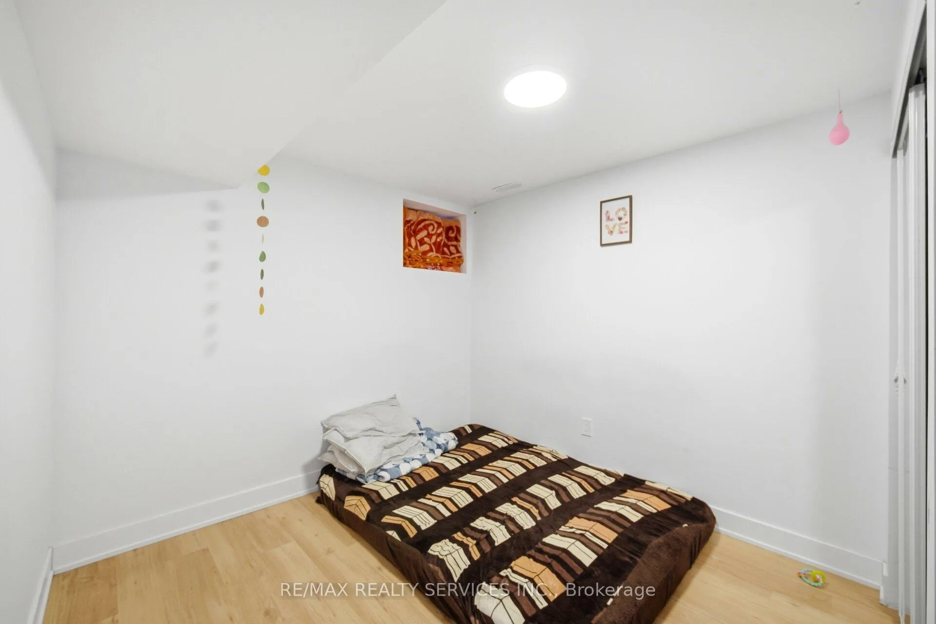 Photo 41 of 122 Twin Pines Crescent, Brampton, Northwest Sandalwood Parkway — HOMEH