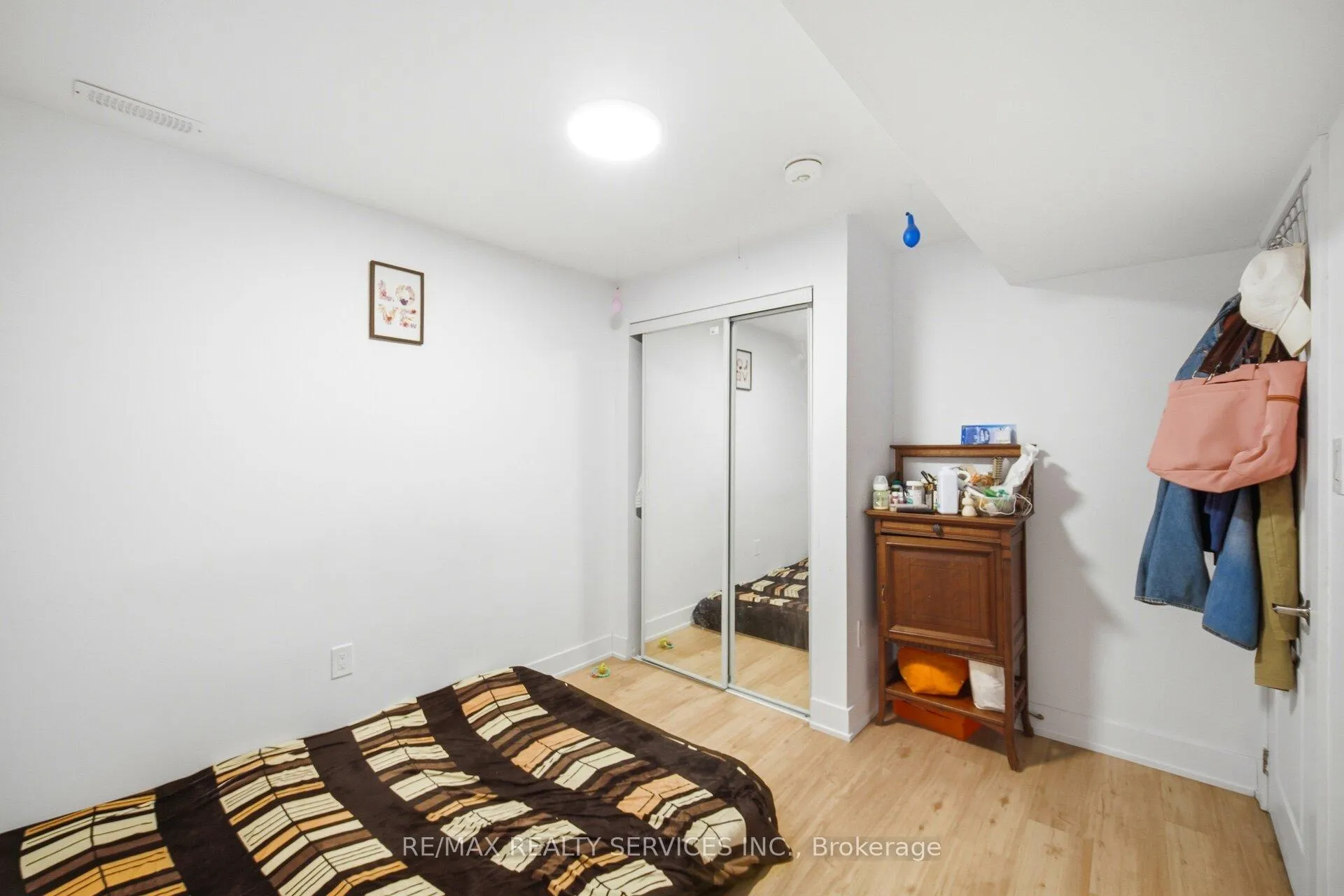Photo 42 of 122 Twin Pines Crescent, Brampton, Northwest Sandalwood Parkway — HOMEH
