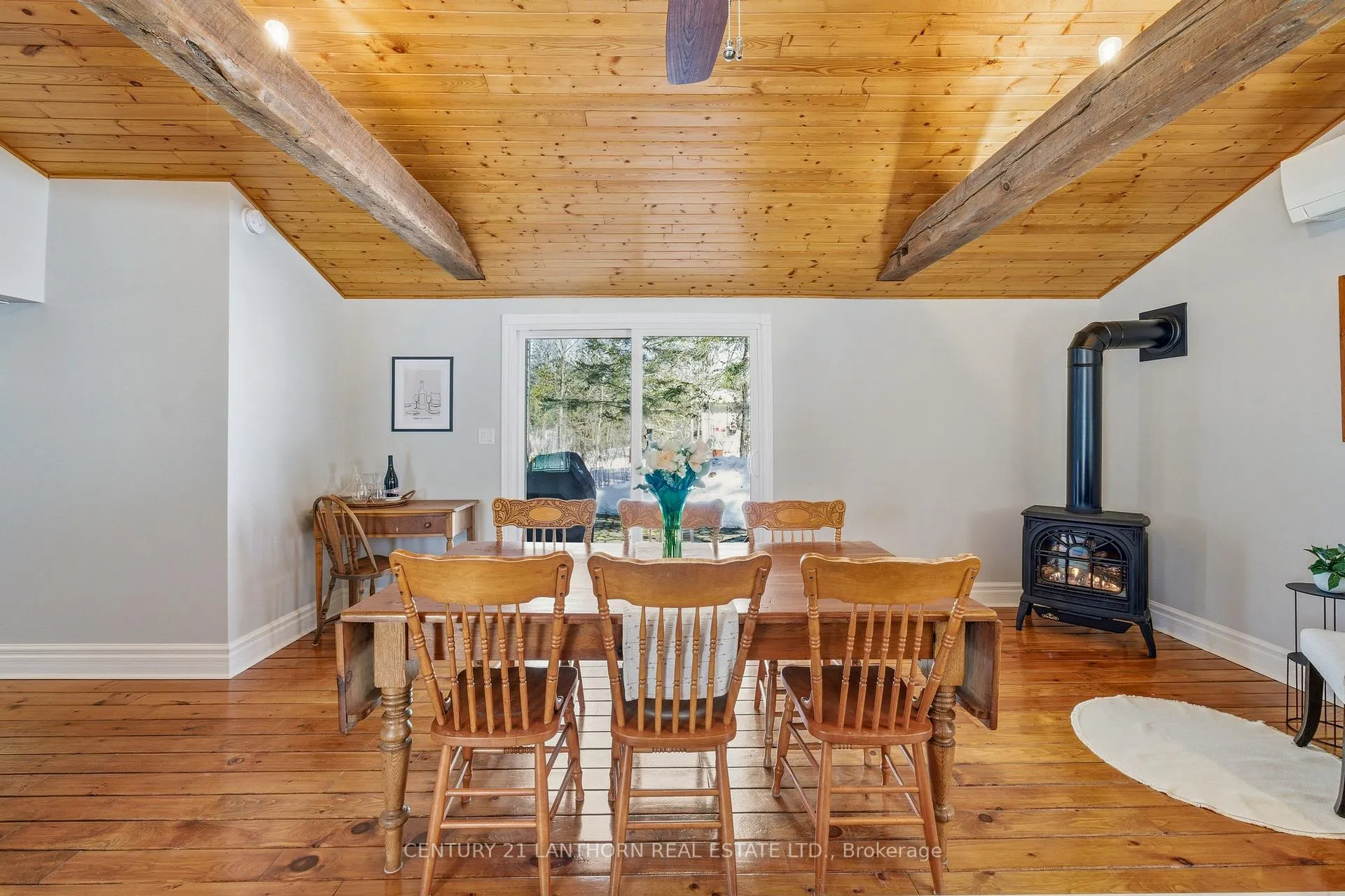 Photo 8 of 1647 County 10 Road, Prince Edward County, Athol Ward — HOMEH