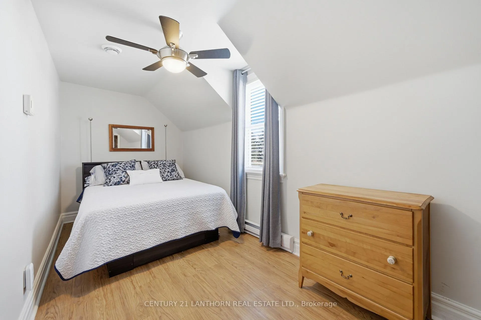 Photo 27 of 1647 County 10 Road, Prince Edward County, Athol Ward — HOMEH