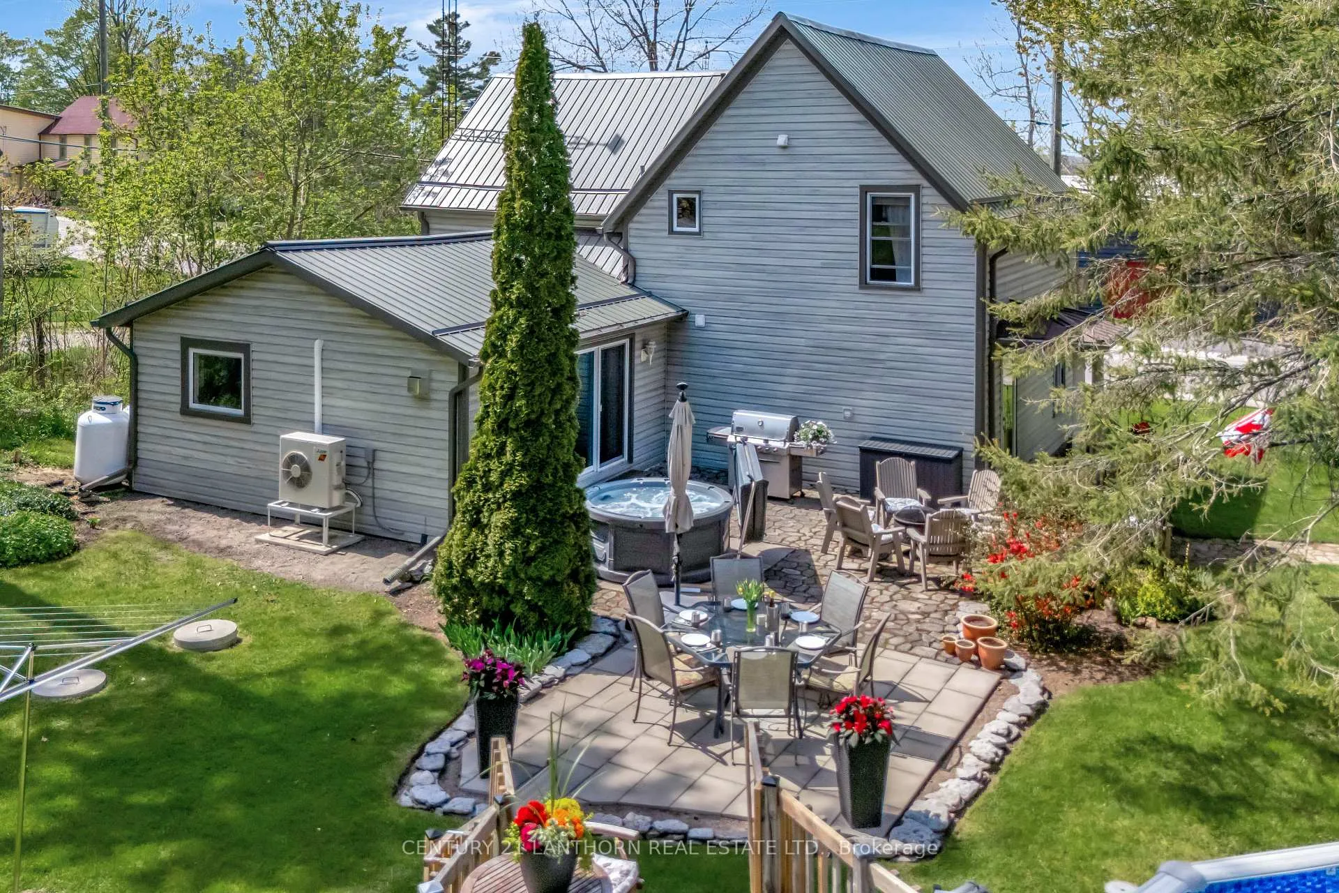 Photo 37 of 1647 County 10 Road, Prince Edward County, Athol Ward — HOMEH