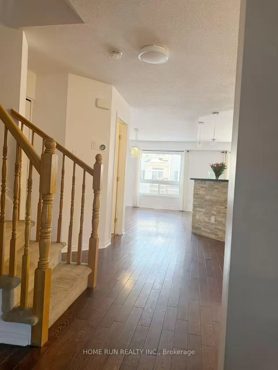 Photo 5 of 330 Applecross Crescent, Ottawa, Kanata - Morgan's Grant/South March — HOMEH