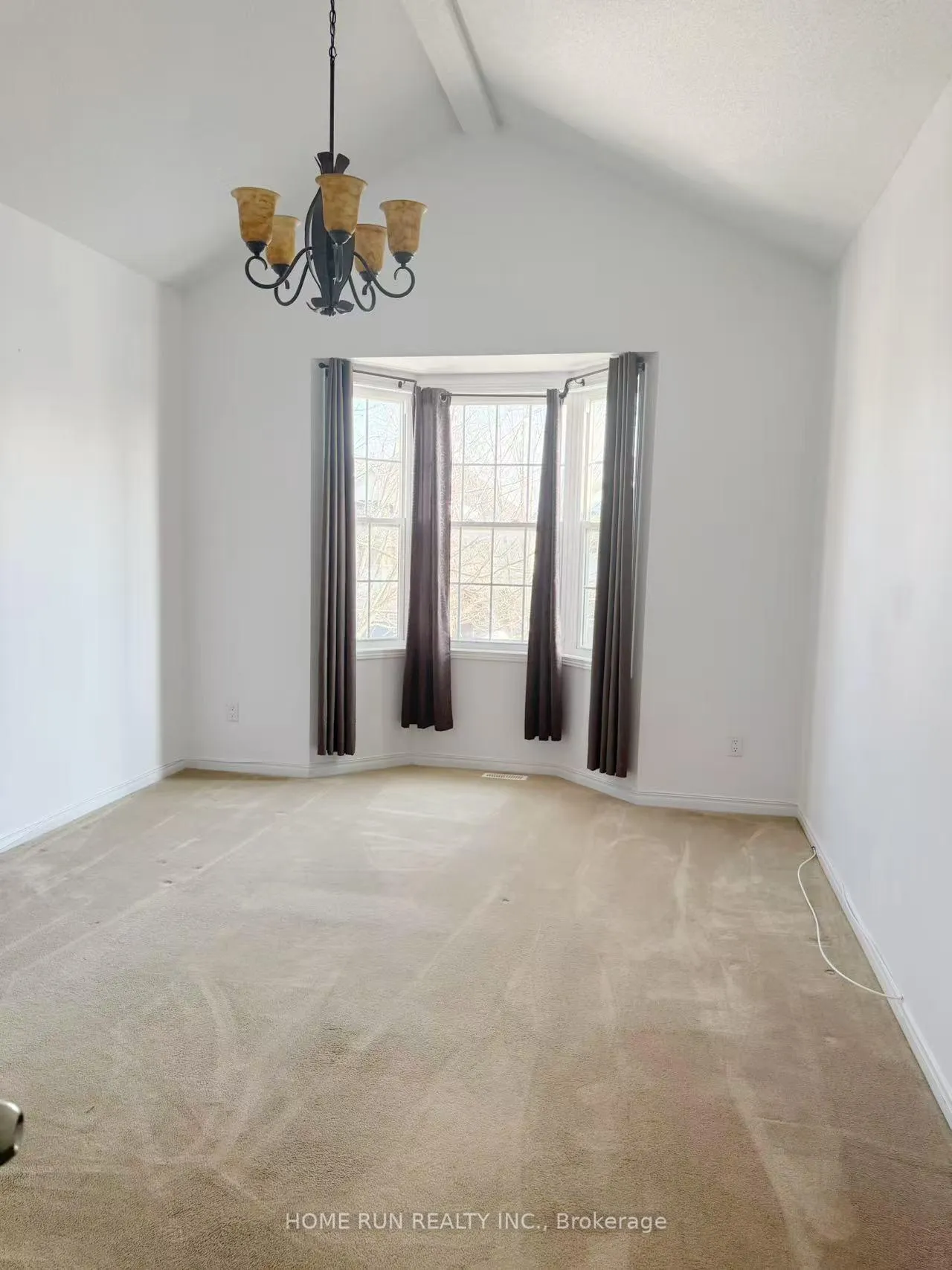 Photo 19 of 330 Applecross Crescent, Ottawa, Kanata - Morgan's Grant/South March — HOMEH