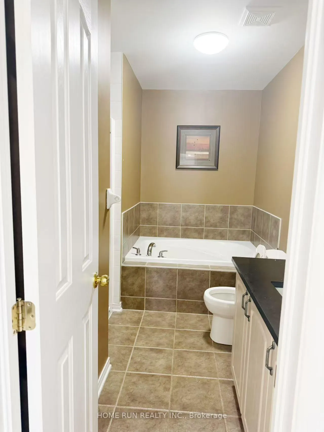 Photo 20 of 330 Applecross Crescent, Ottawa, Kanata - Morgan's Grant/South March — HOMEH