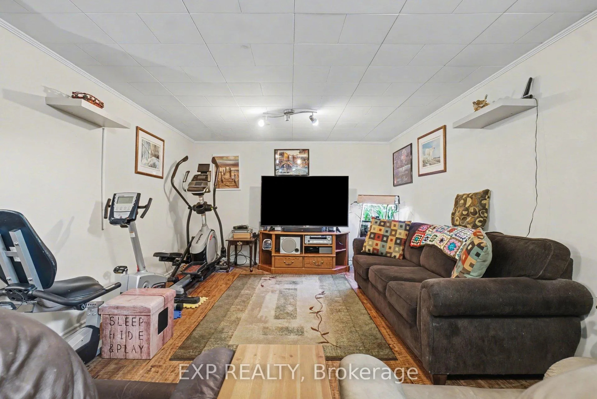Photo 11 of 381 Dominion Street S, North Glengarry, Alexandria — HOMEH
