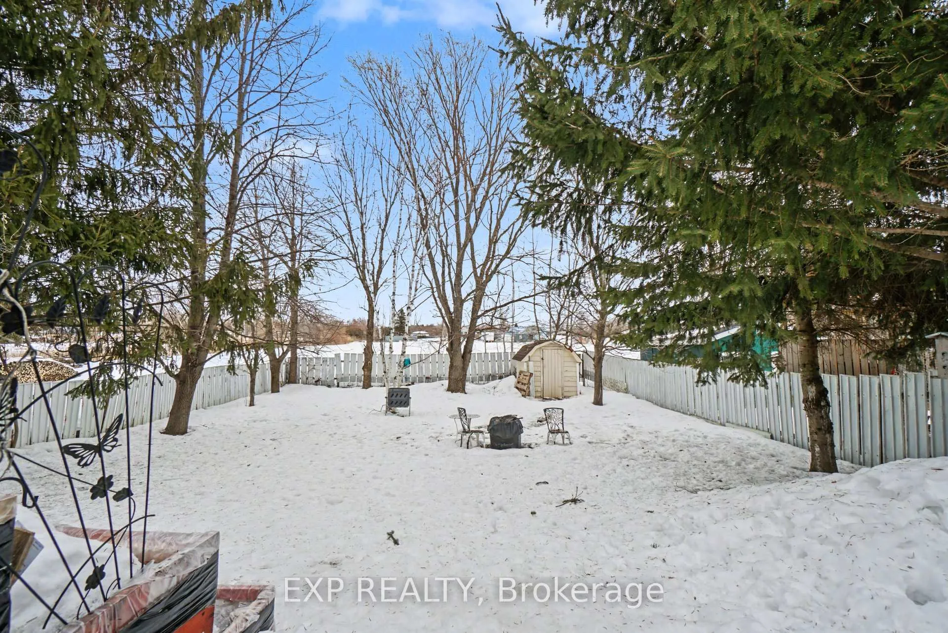 Photo 18 of 381 Dominion Street S, North Glengarry, Alexandria — HOMEH