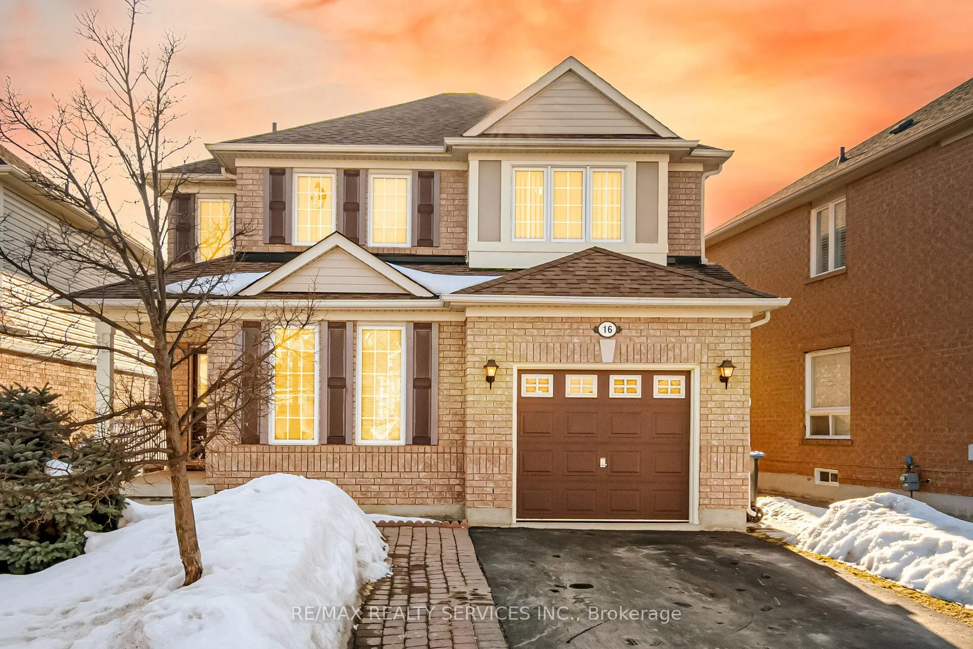 Photo 1 of 16 Mortimer Drive, Brampton, Fletcher's Meadow — HOMEH