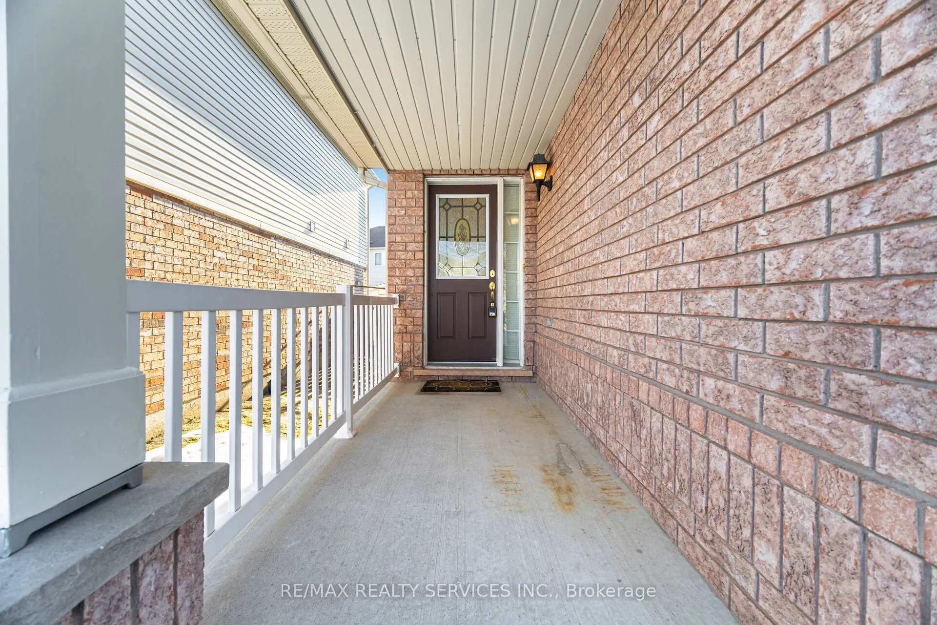 Photo 4 of 16 Mortimer Drive, Brampton, Fletcher's Meadow — HOMEH