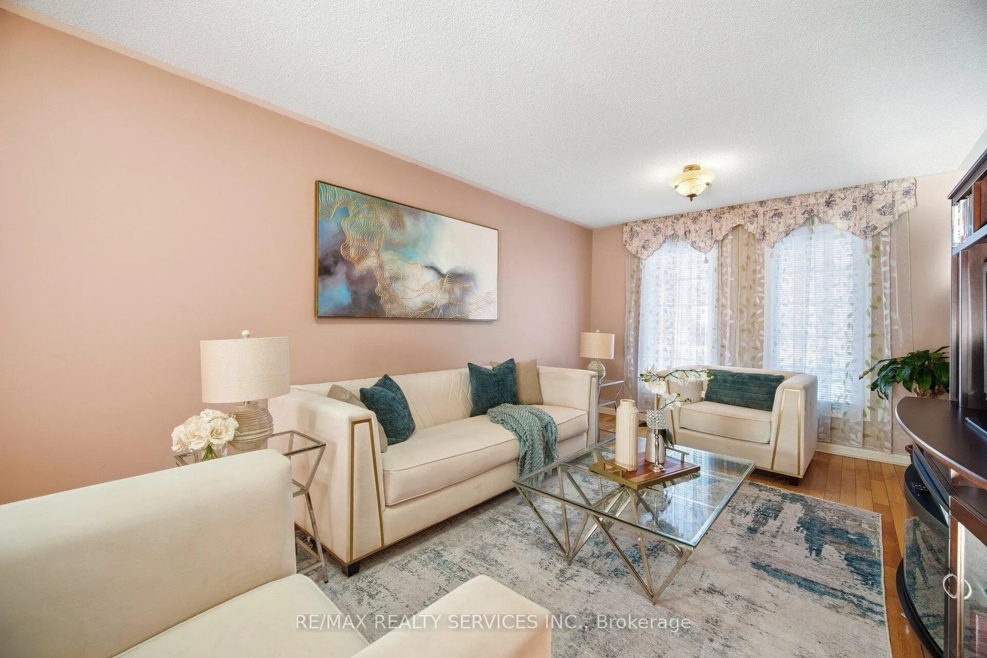 Photo 7 of 16 Mortimer Drive, Brampton, Fletcher's Meadow — HOMEH