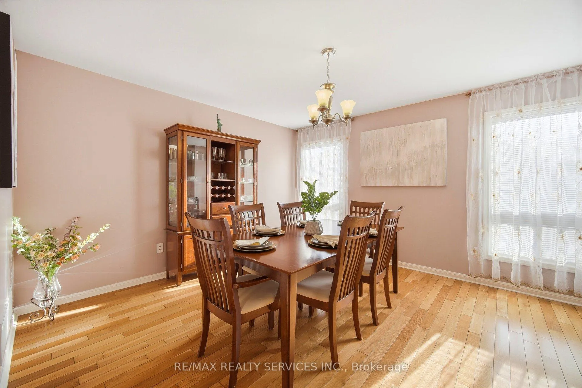 Photo 11 of 16 Mortimer Drive, Brampton, Fletcher's Meadow — HOMEH