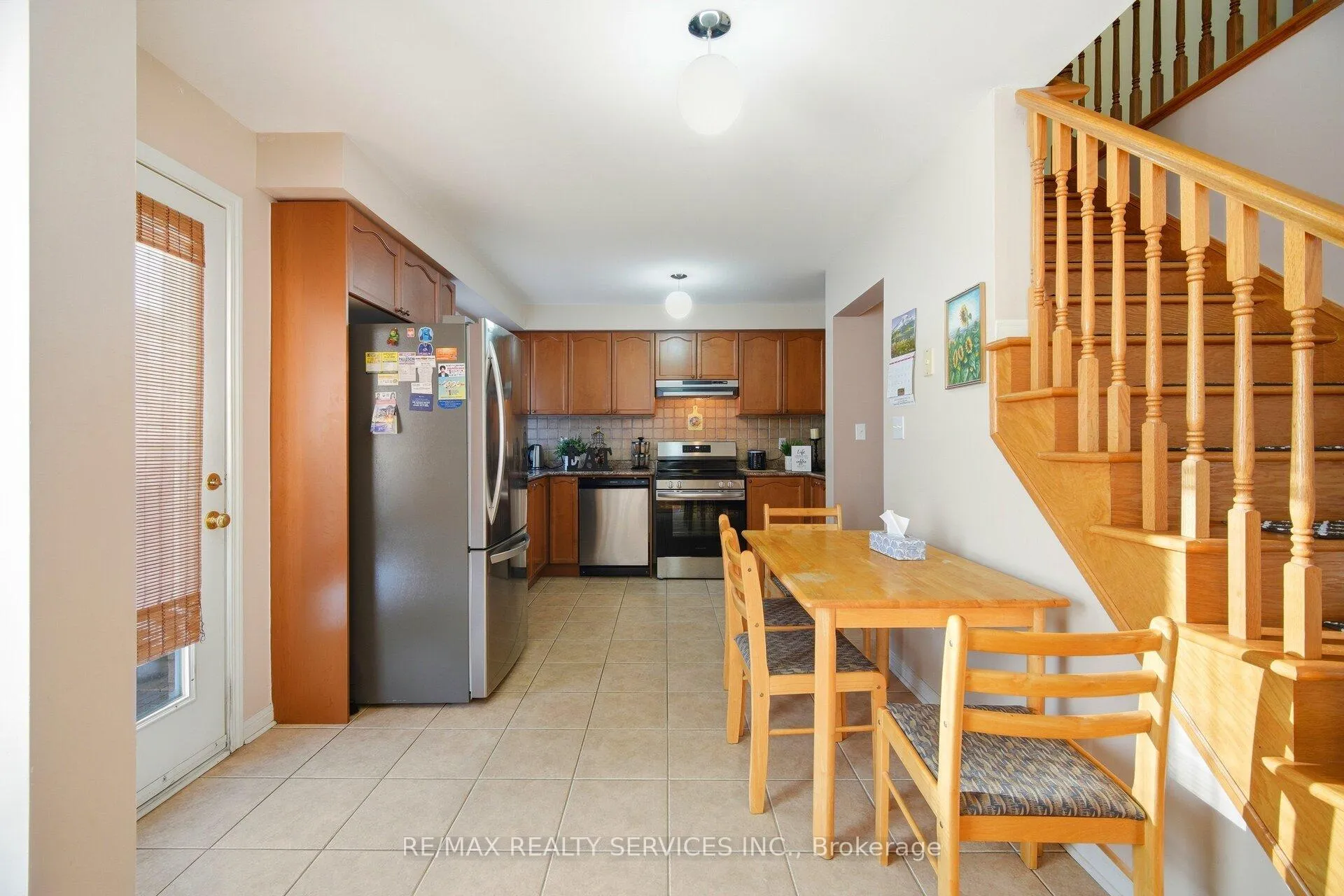 Photo 15 of 16 Mortimer Drive, Brampton, Fletcher's Meadow — HOMEH