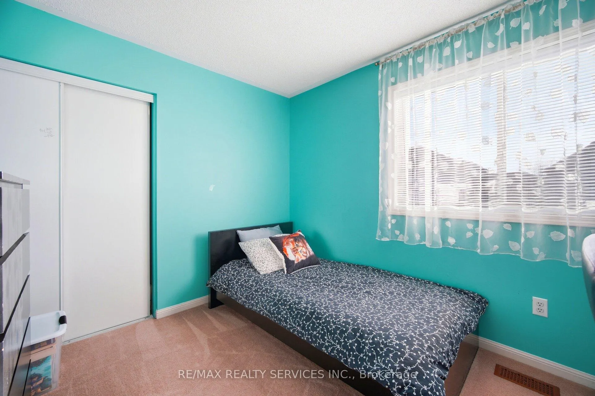 Photo 31 of 16 Mortimer Drive, Brampton, Fletcher's Meadow — HOMEH
