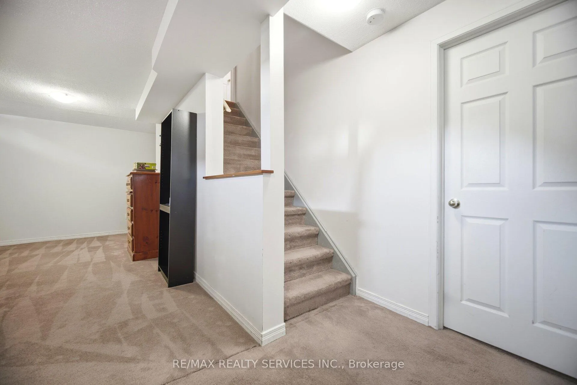 Photo 36 of 16 Mortimer Drive, Brampton, Fletcher's Meadow — HOMEH