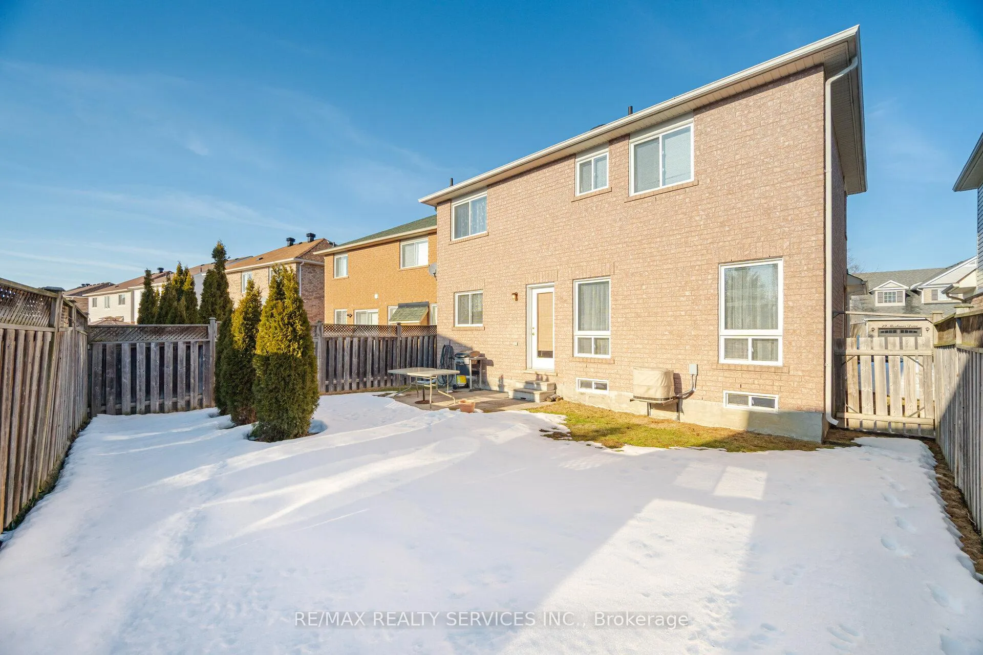Photo 46 of 16 Mortimer Drive, Brampton, Fletcher's Meadow — HOMEH