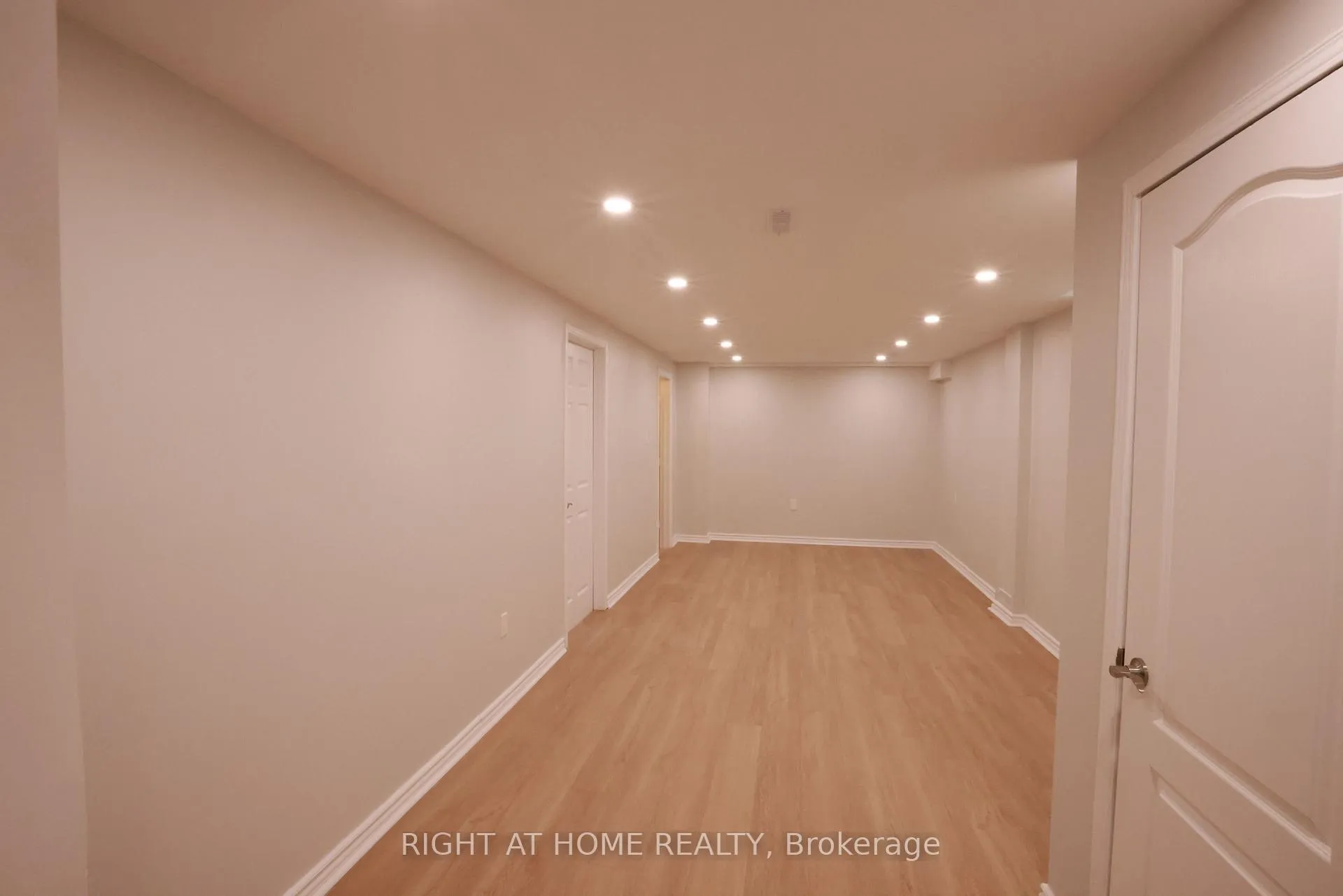 Photo 31 of 56 Longueuil Place, Whitby, Pringle Creek — HOMEH