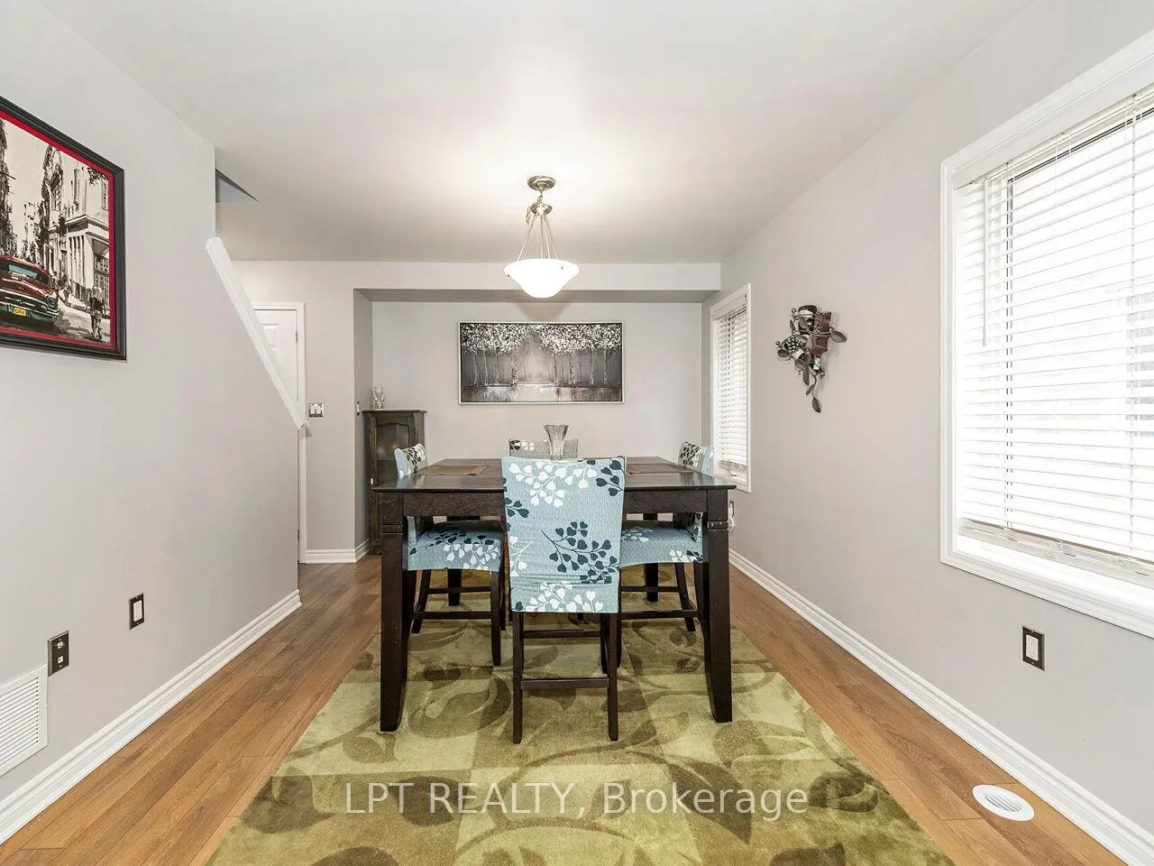 Photo 12 of 1585 Leblanc Court, Milton, Ford — HOMEH