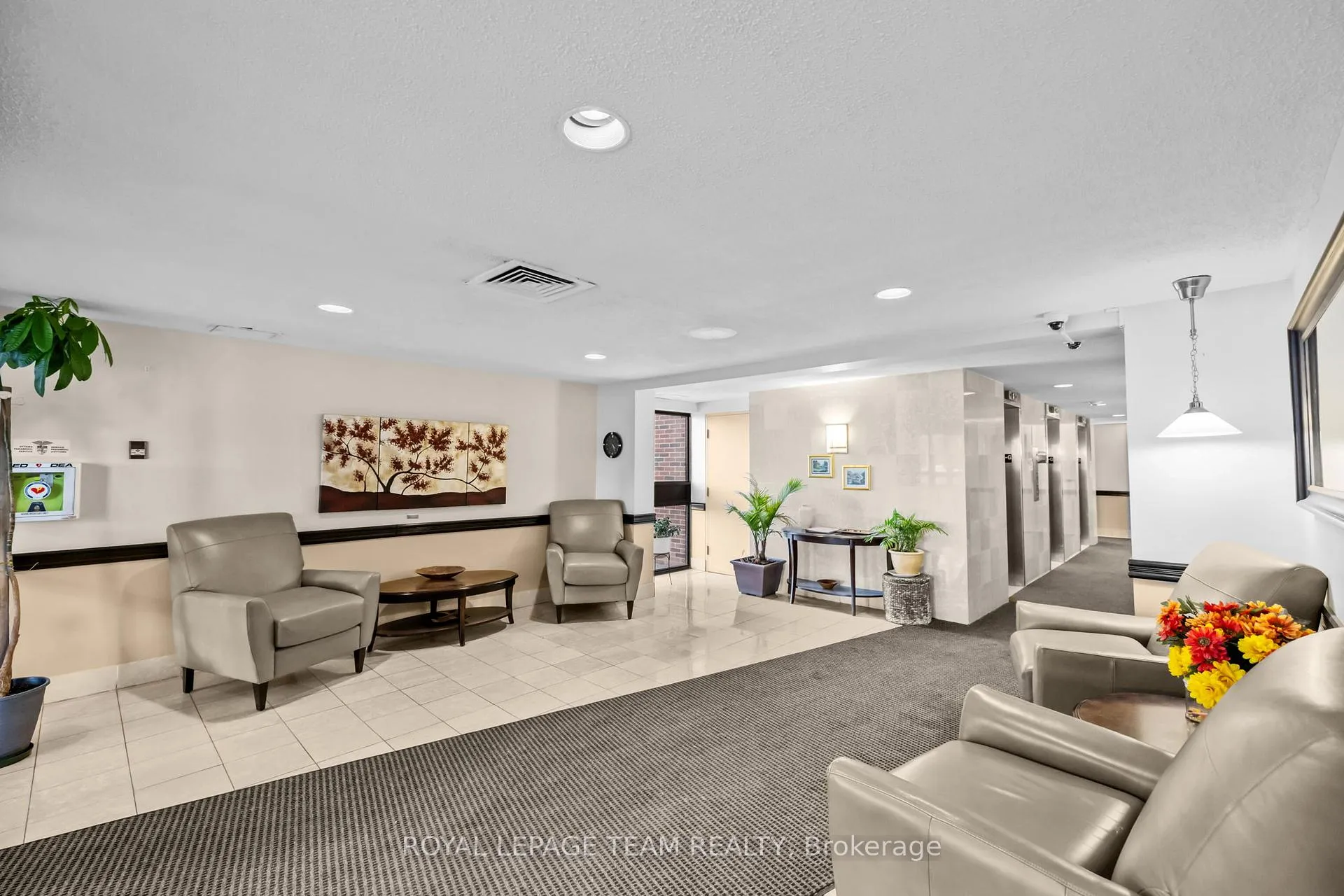 Photo 2 of Unit 404, 1505 Baseline Road, Ottawa, Copeland Park — HOMEH