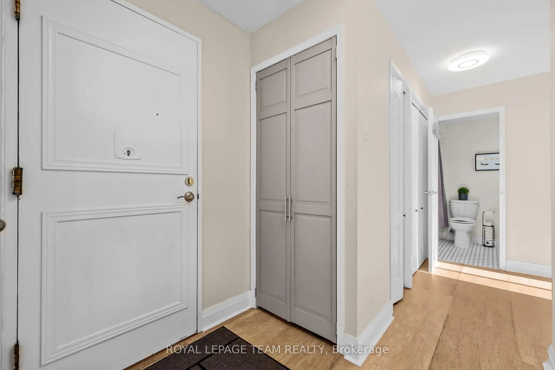 Photo 3 of Unit 404, 1505 Baseline Road, Ottawa, Copeland Park — HOMEH