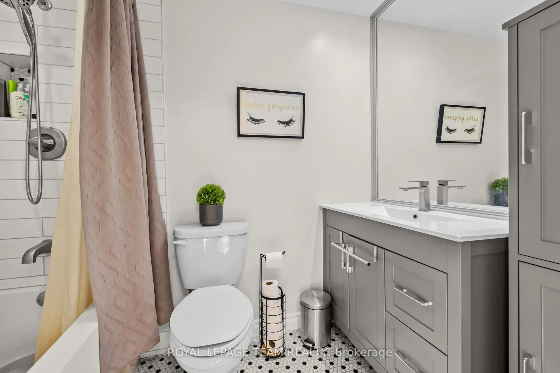 Photo 16 of Unit 404, 1505 Baseline Road, Ottawa, Copeland Park — HOMEH