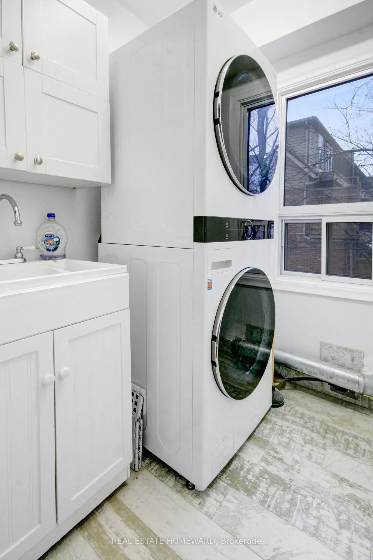 Photo 22 of 55 Woodbine Avenue, Toronto, The Beaches — HOMEH