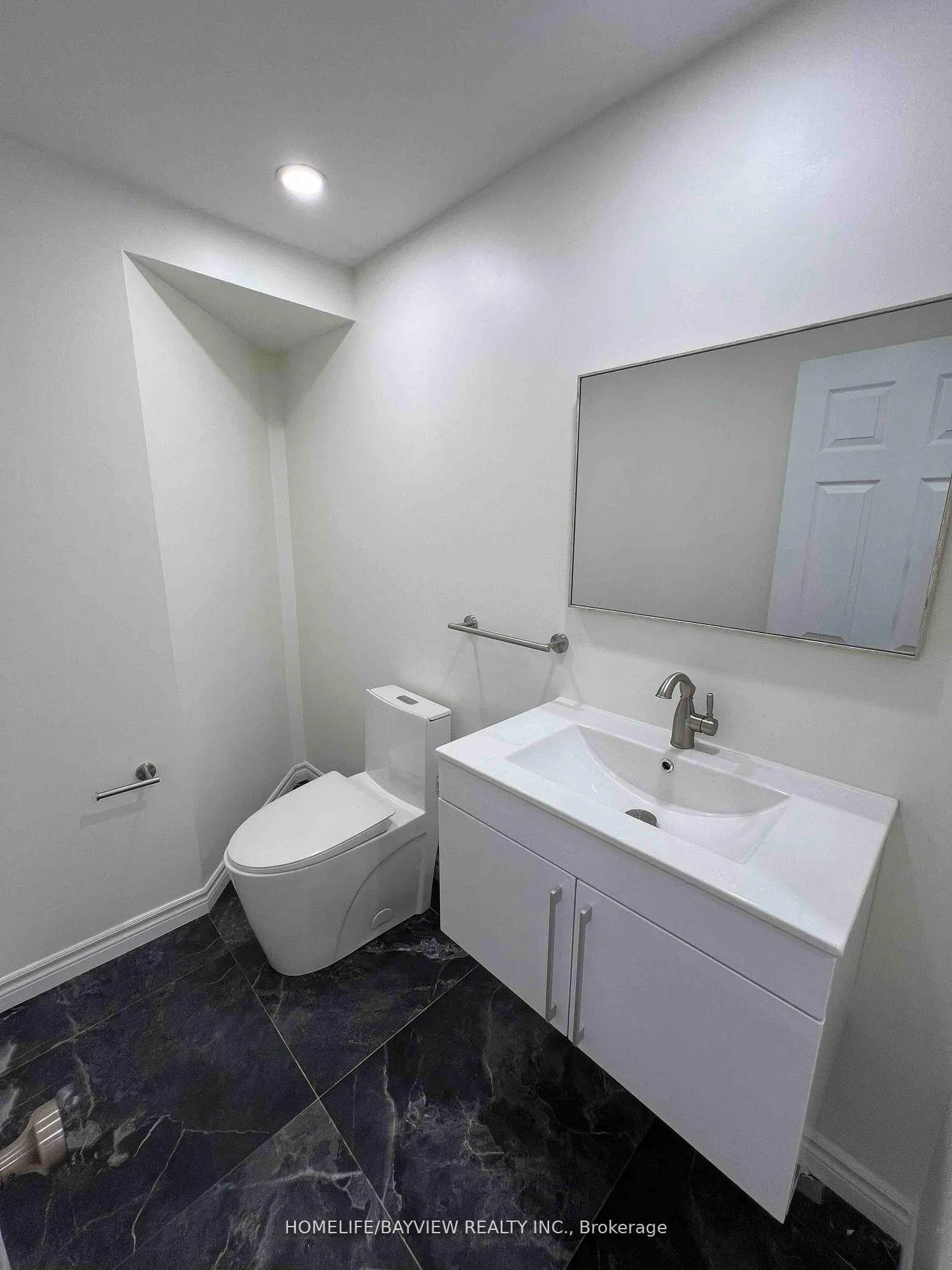 Photo 12 of Unit Lower, 136 Pinnacle Trail, Aurora, Bayview Wellington — HOMEH