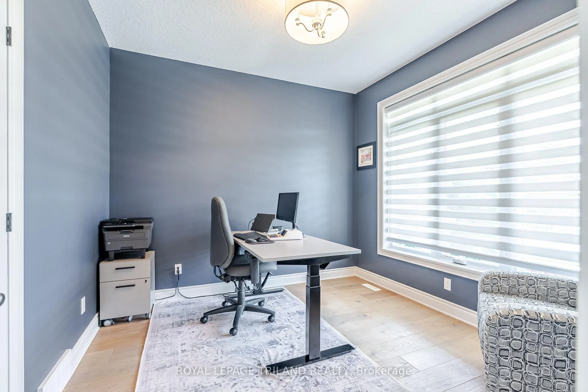 Photo 9 of 296 Dufferin Street, Central Elgin, Belmont — HOMEH