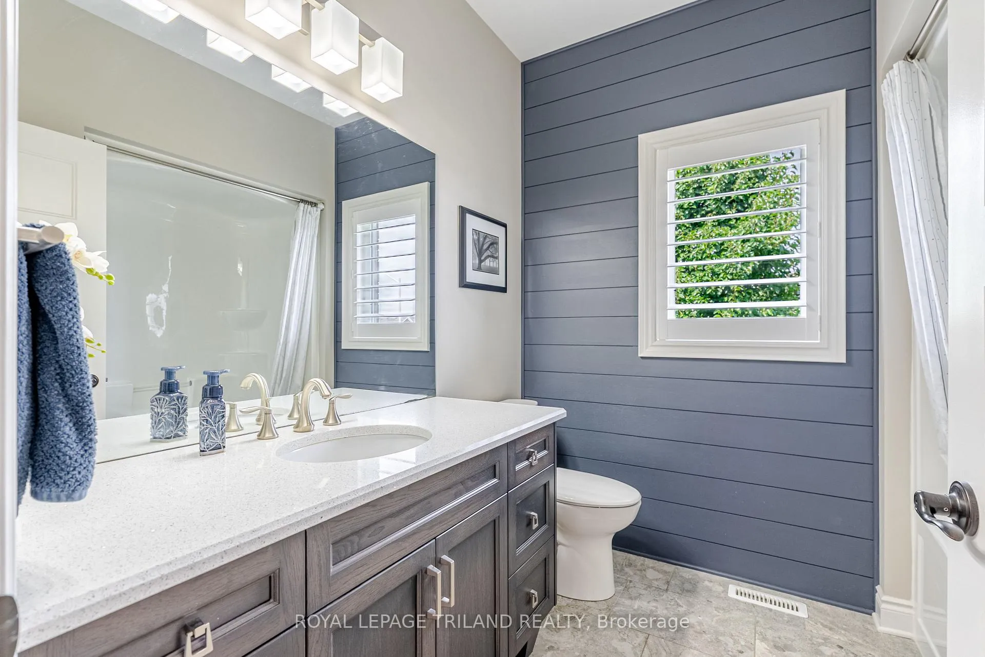 Photo 11 of 296 Dufferin Street, Central Elgin, Belmont — HOMEH