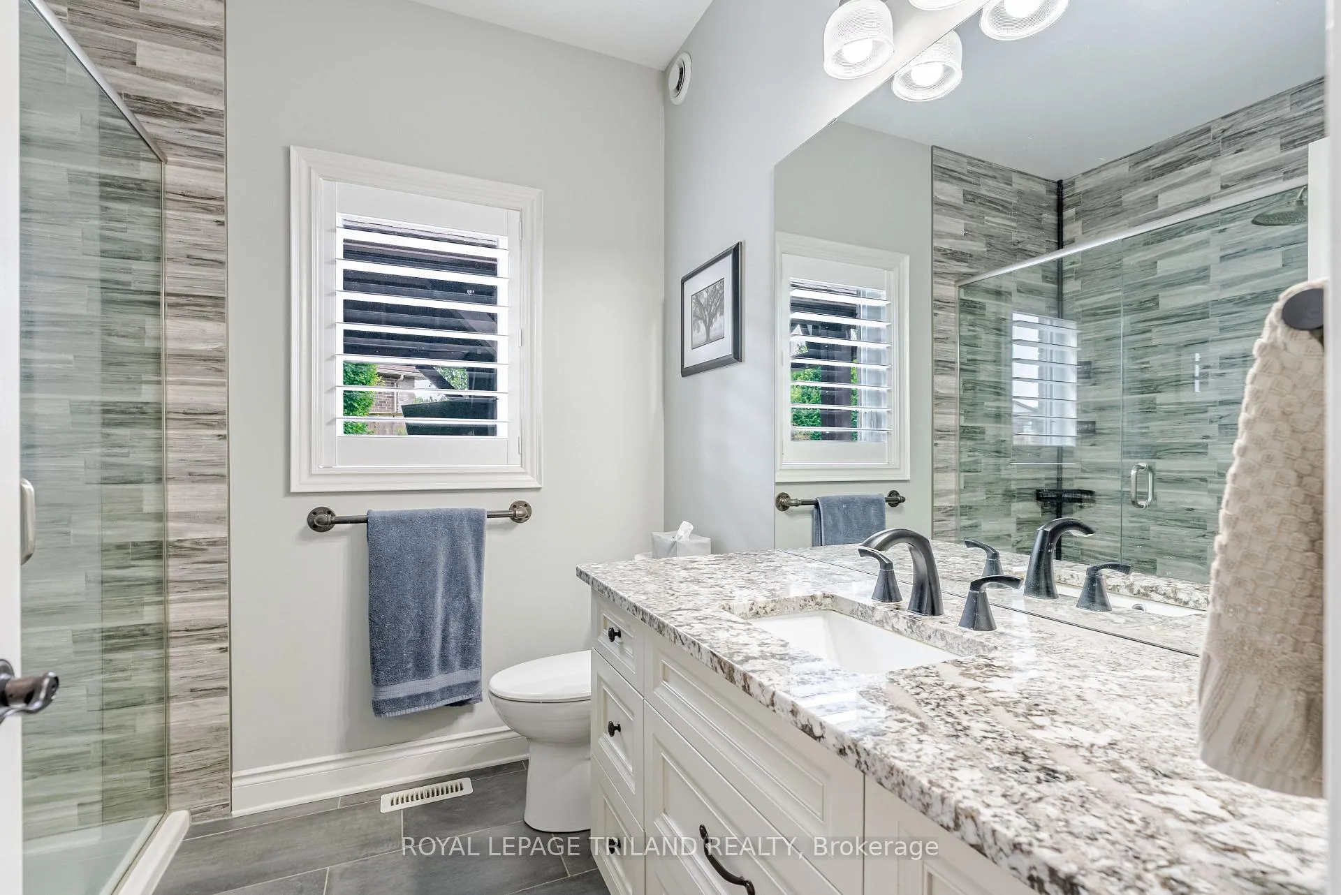 Photo 30 of 296 Dufferin Street, Central Elgin, Belmont — HOMEH