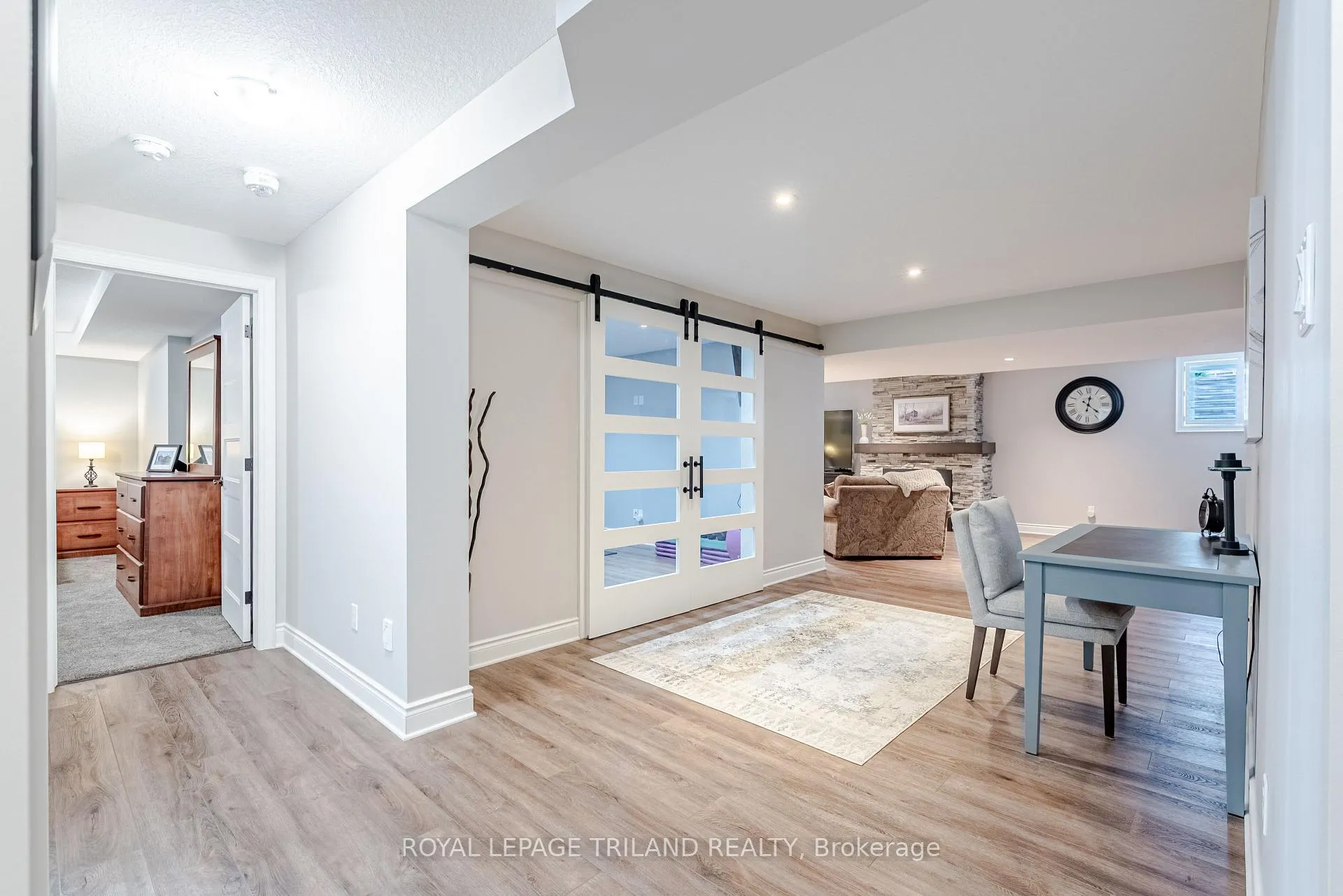 Photo 31 of 296 Dufferin Street, Central Elgin, Belmont — HOMEH